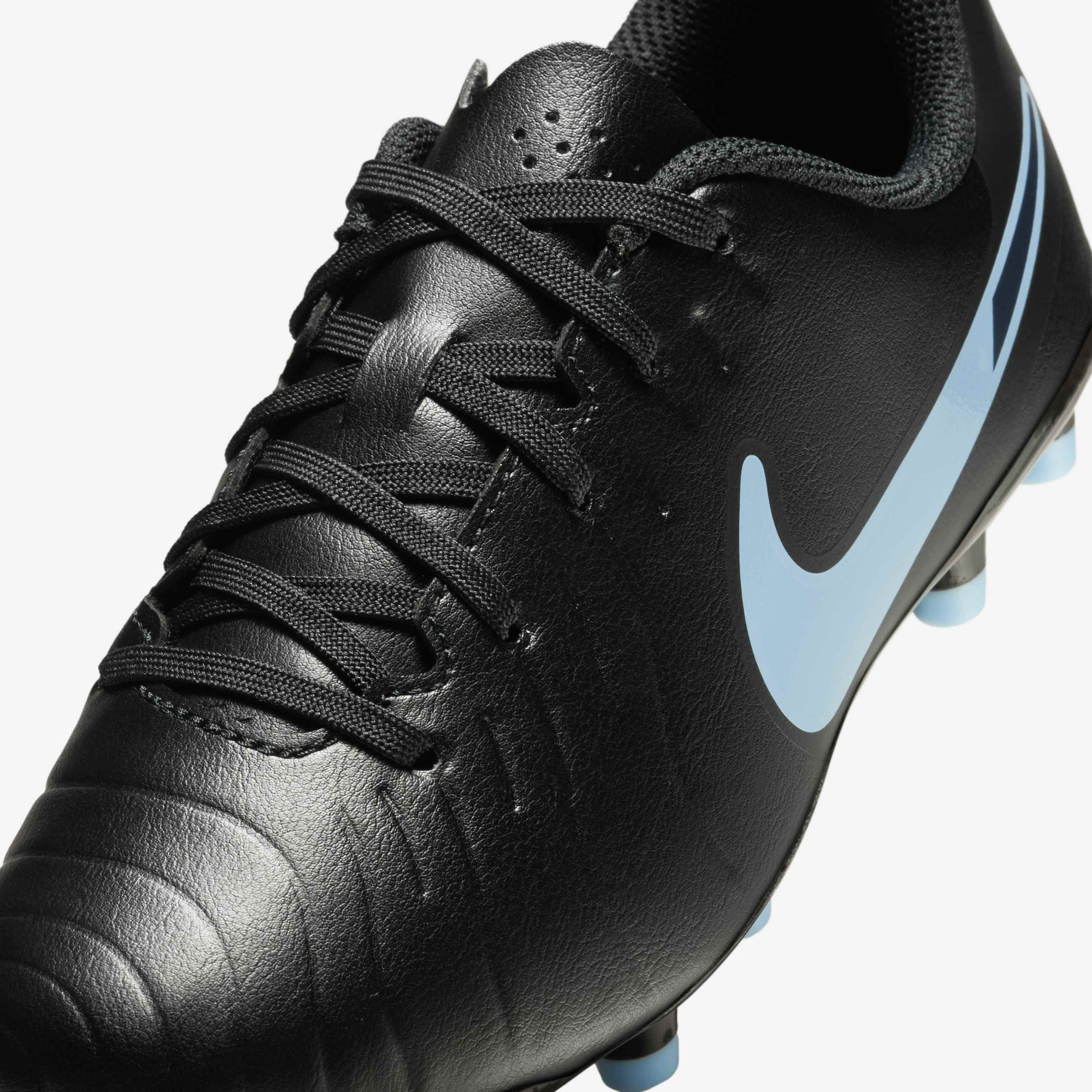 Nike Jr. Tiempo Legend 10 Club image number 7