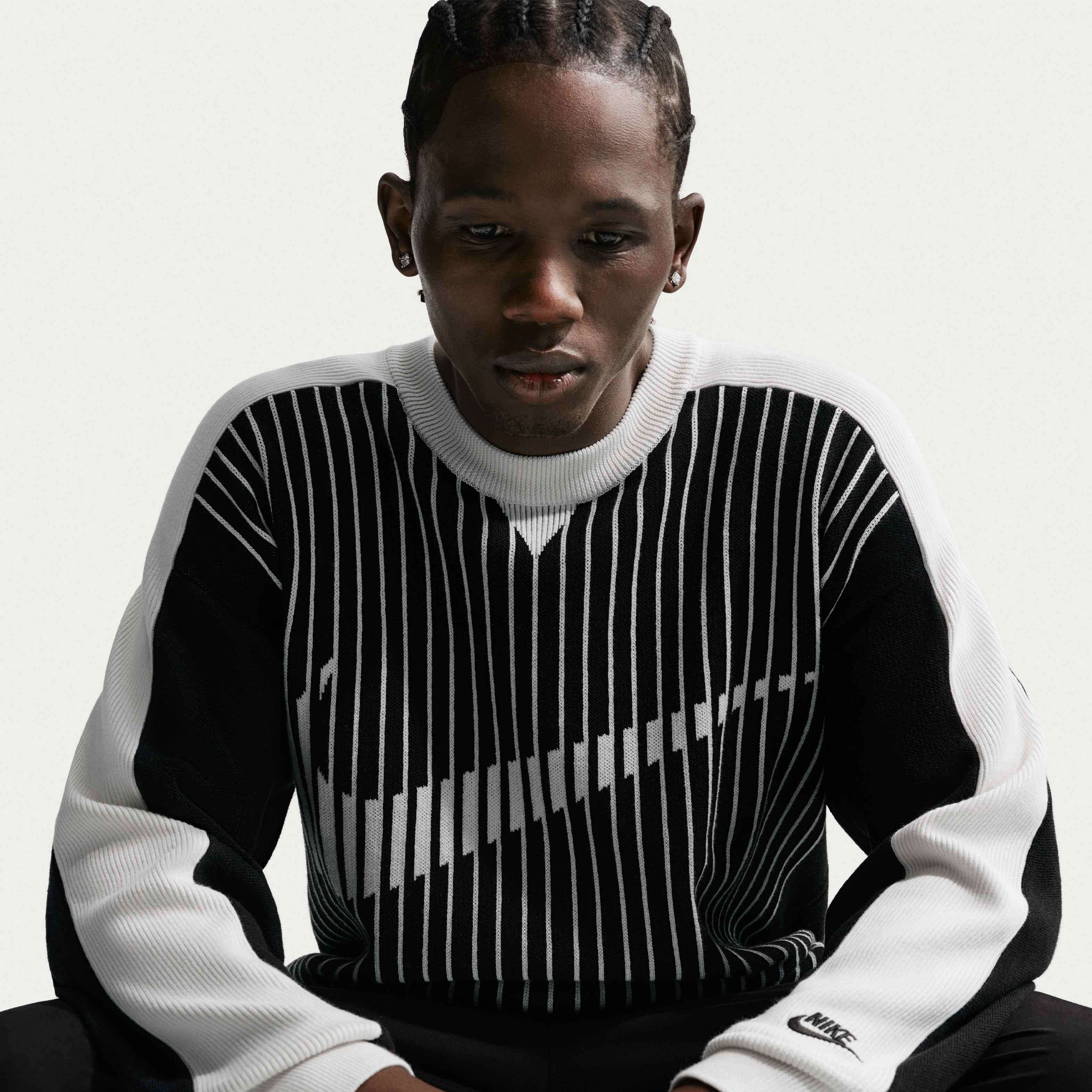 Nike Sportswear Club image number 2