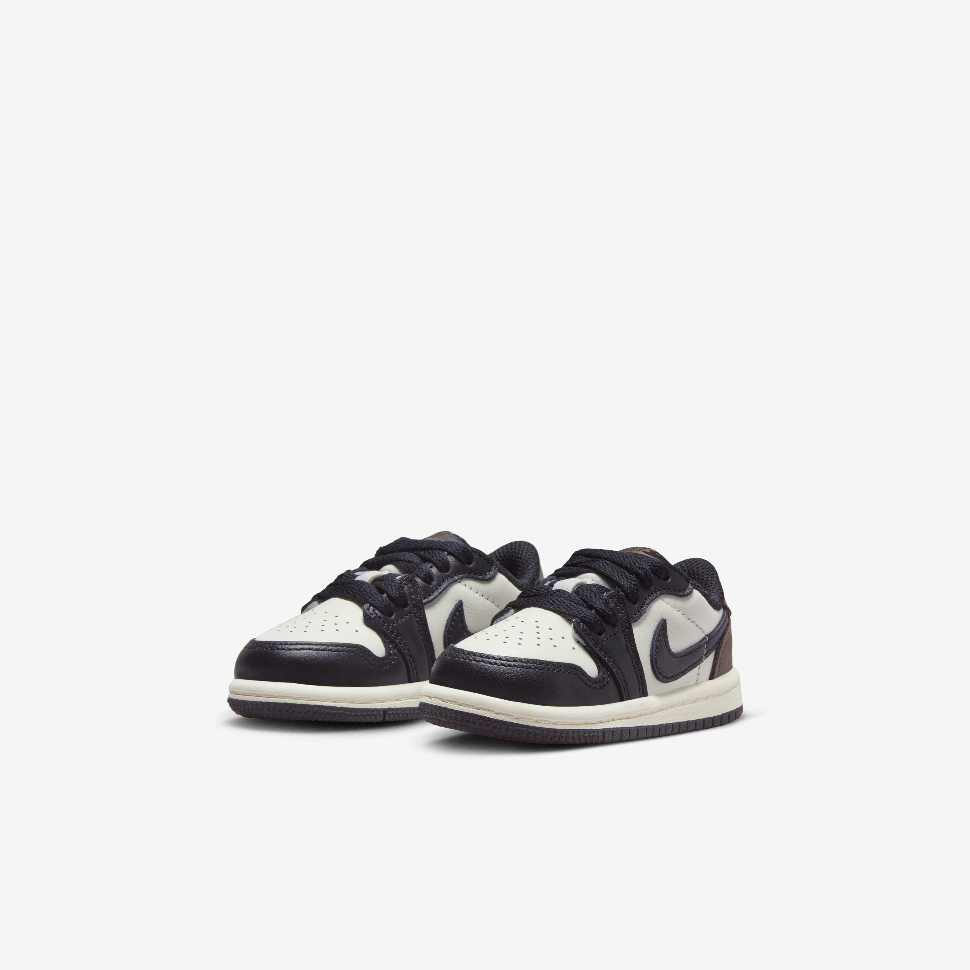 Jordan 1 Retro Low 'Game Royal' image number 4