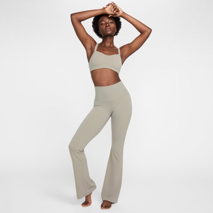 نايكي زينفي image number 0 نايكي زينفي image number 0