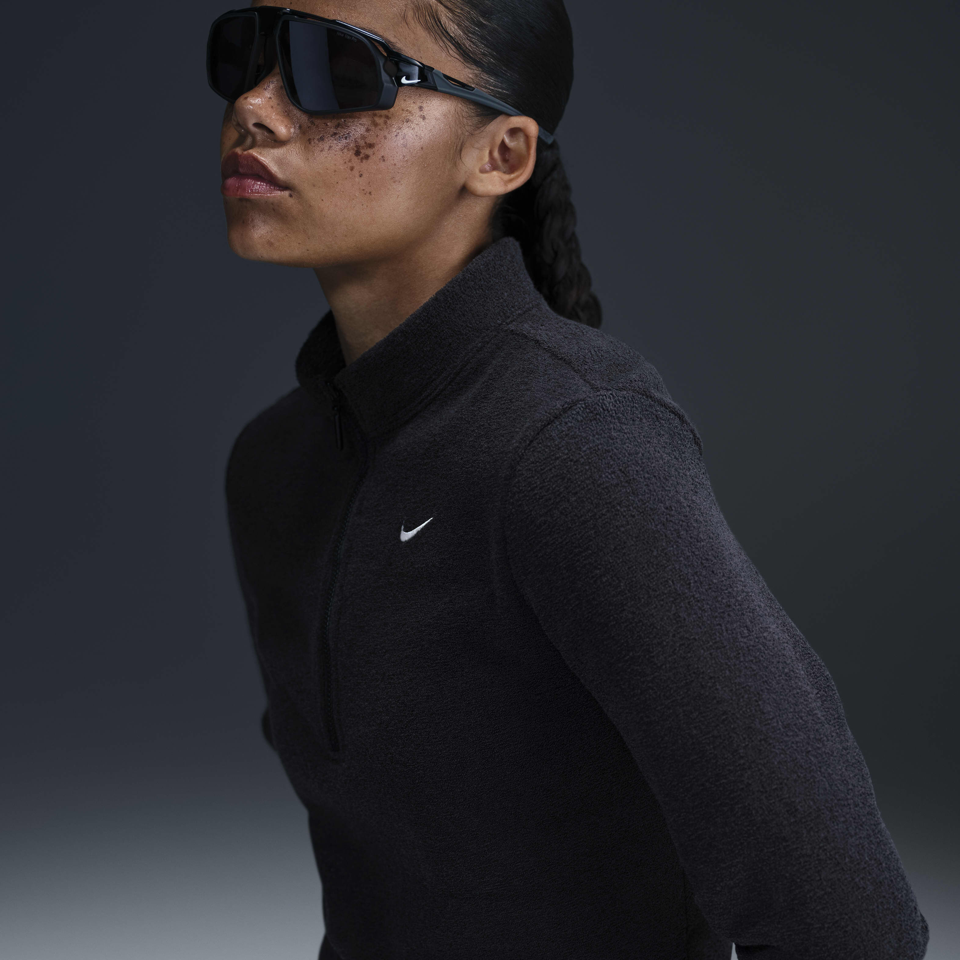 نايكي سبورتسوير فينكس بلش image number 1