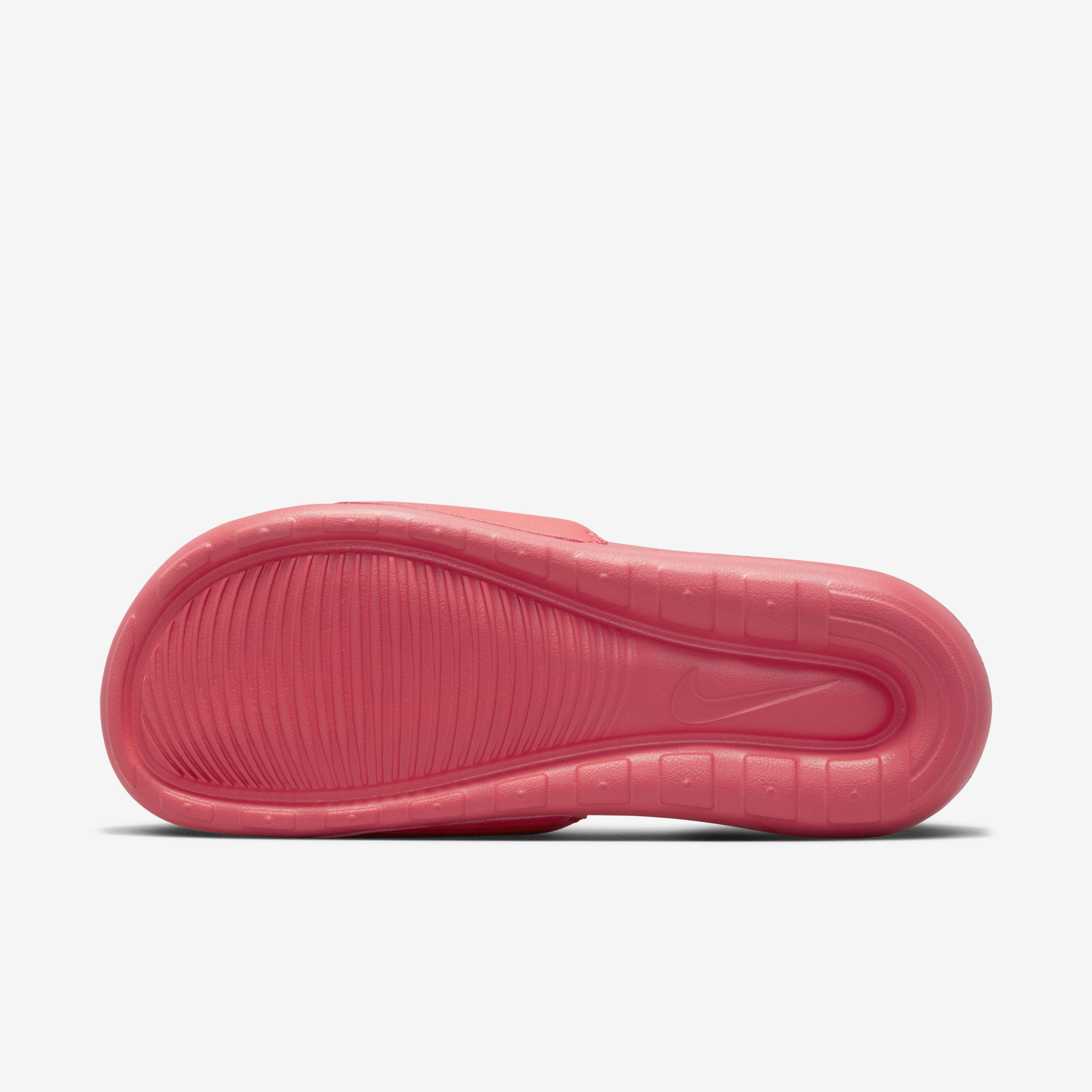 Nike Victori One image number 2