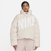 Nike Sportswear Essential