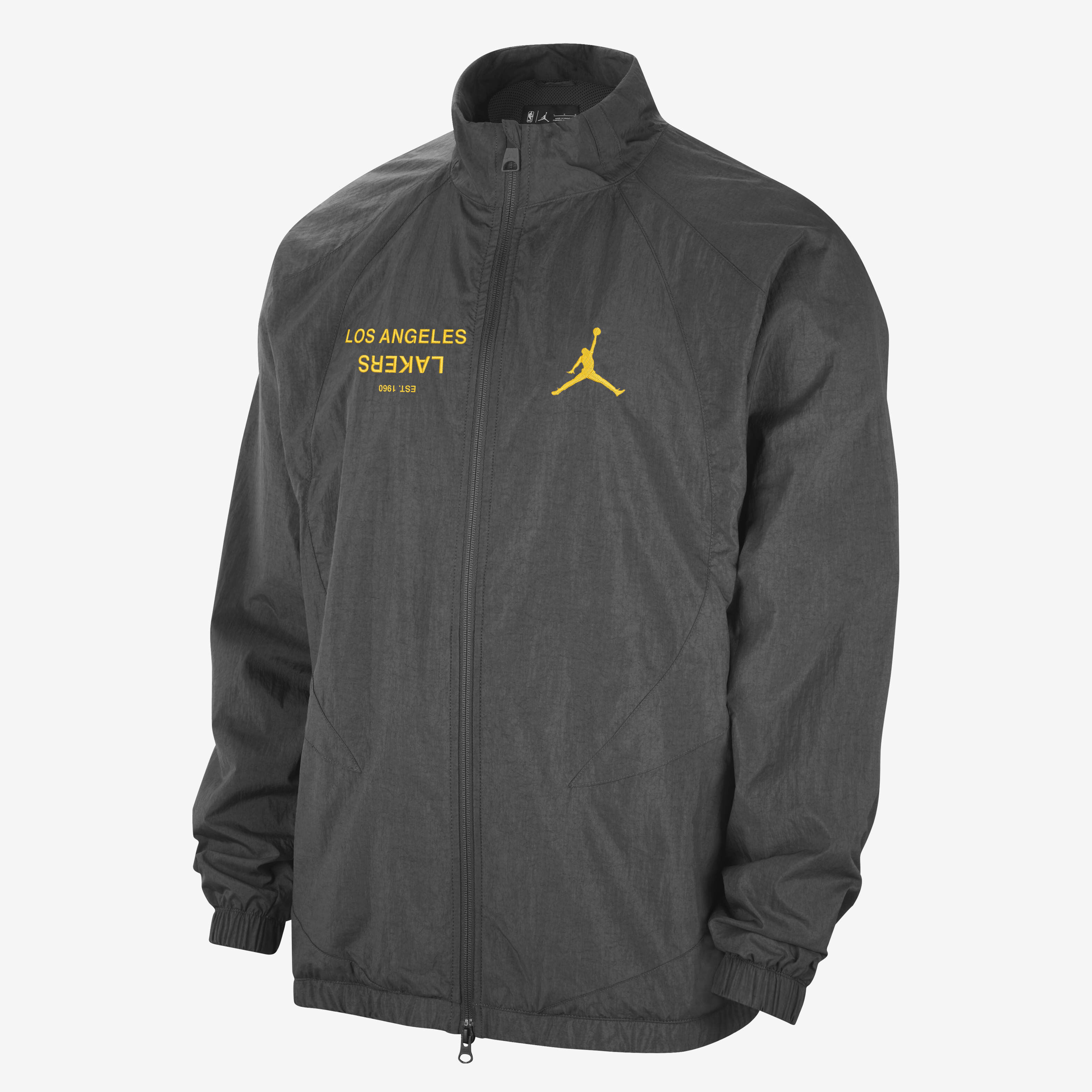 Check Out the Nike Basketball Jackets and Gilets Nike UAE