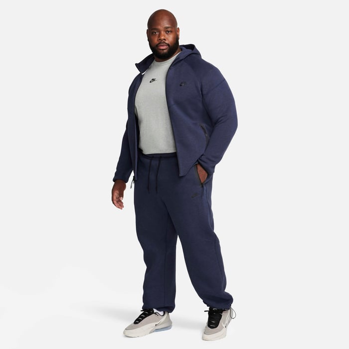 نايكي سبورتسوير تك فليس   image number 18 نايكي سبورتسوير تك فليس   image number 18