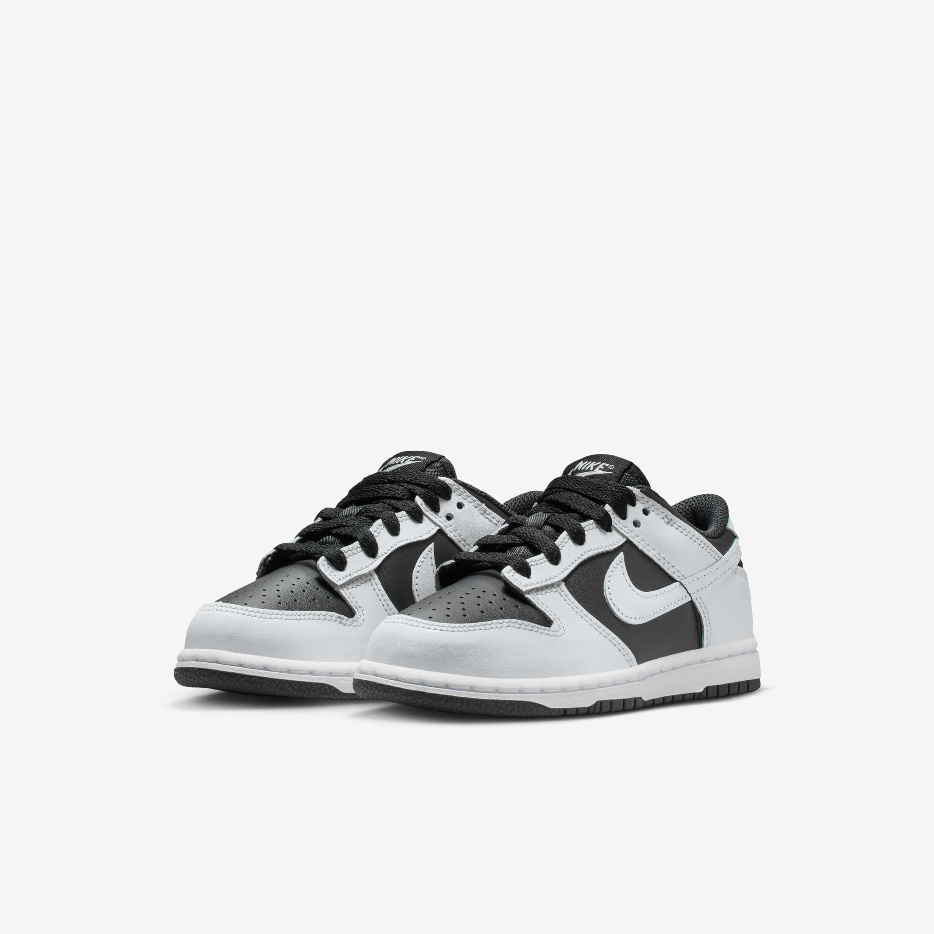 Nike Dunk Low image number 4