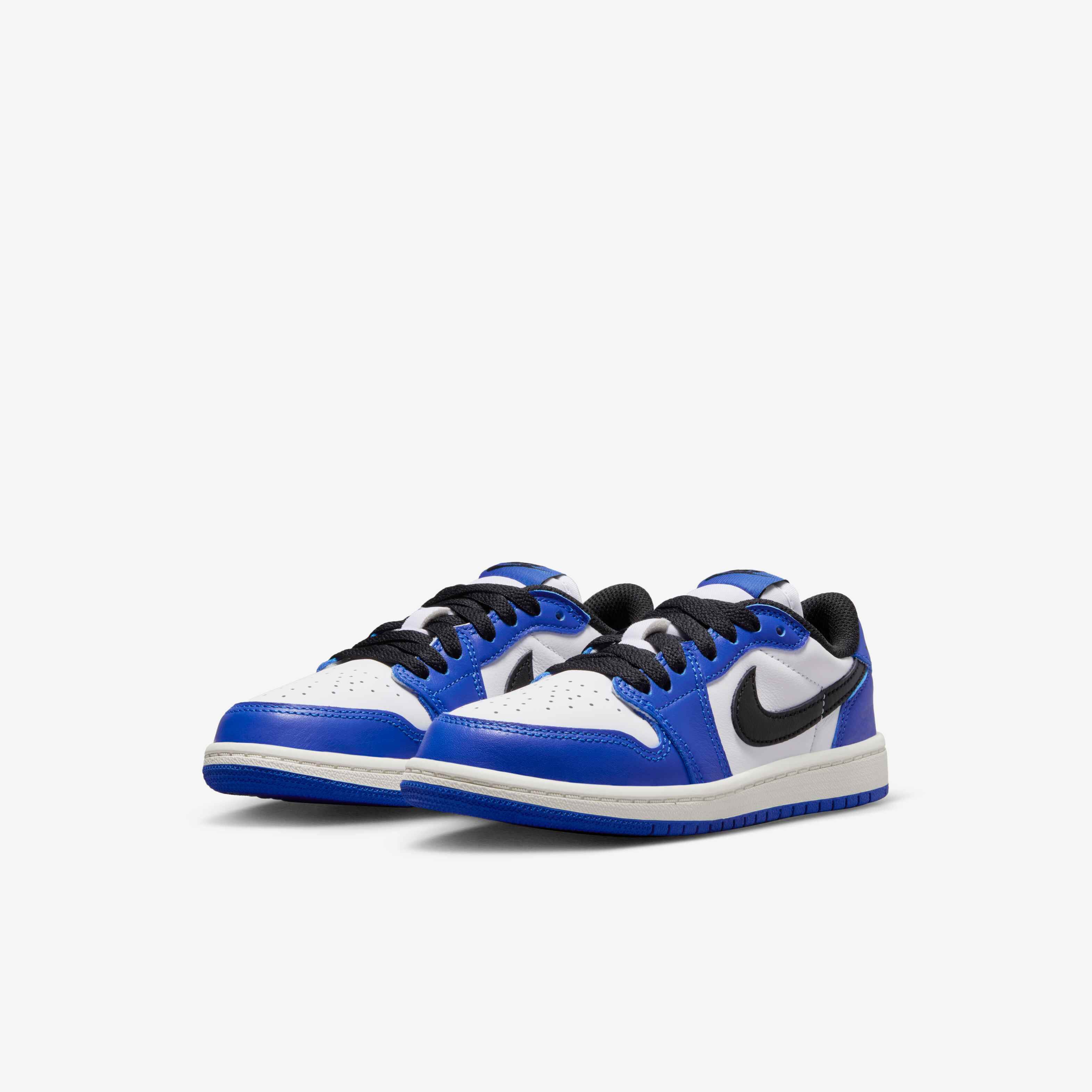 Nike jordan classic shoes 2025