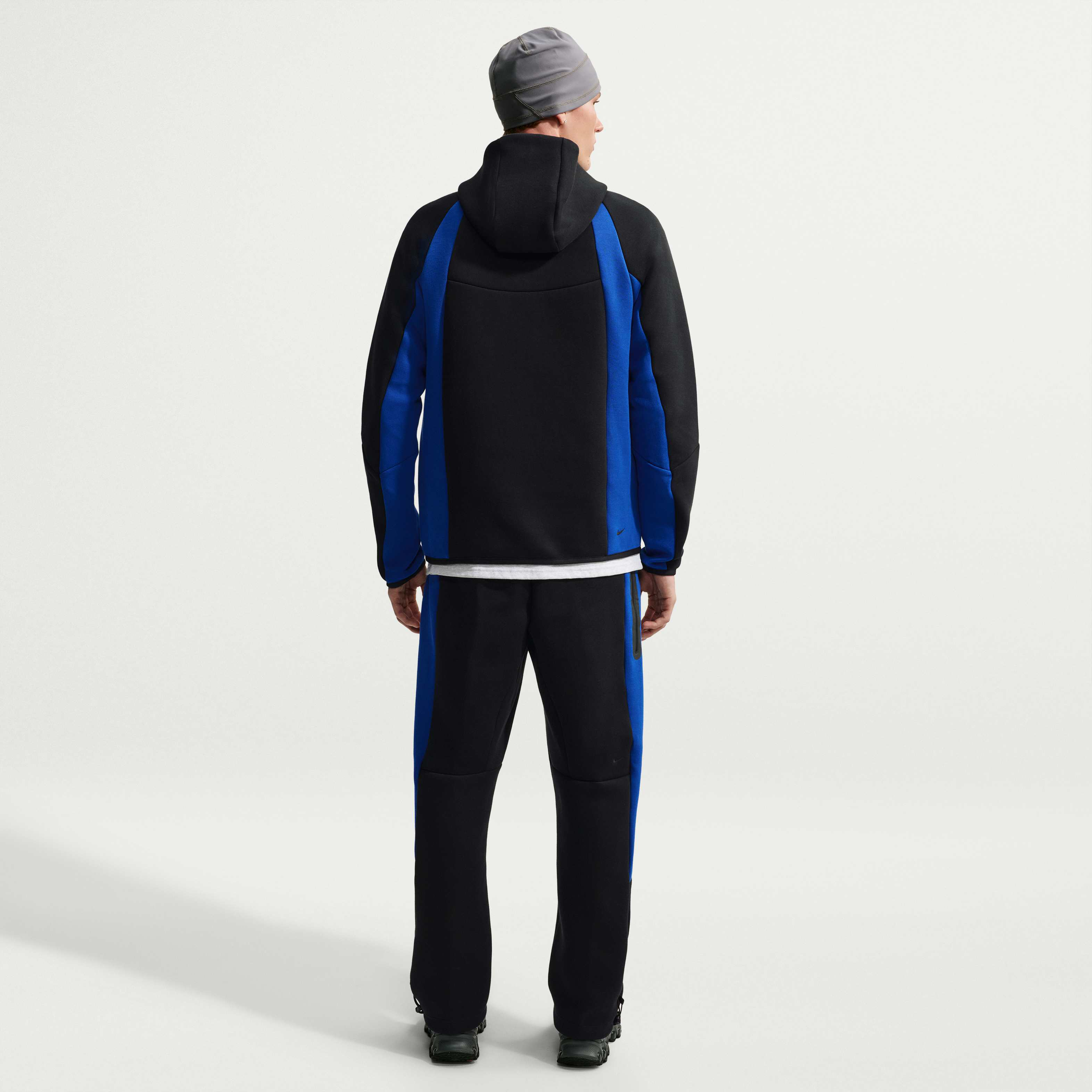 Nike Tech image number 4