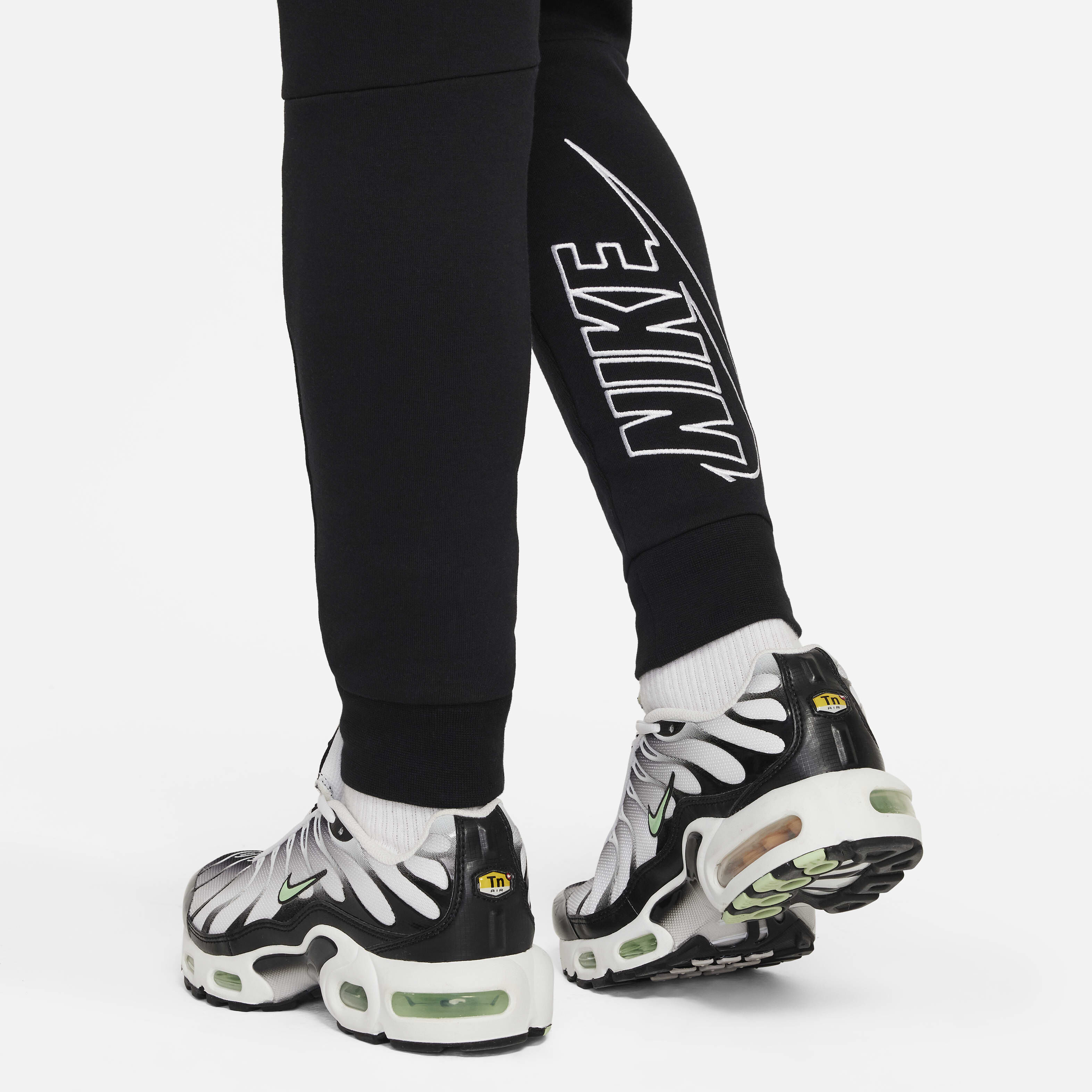 نايكي سبورتسوير تَك فليس image number 4