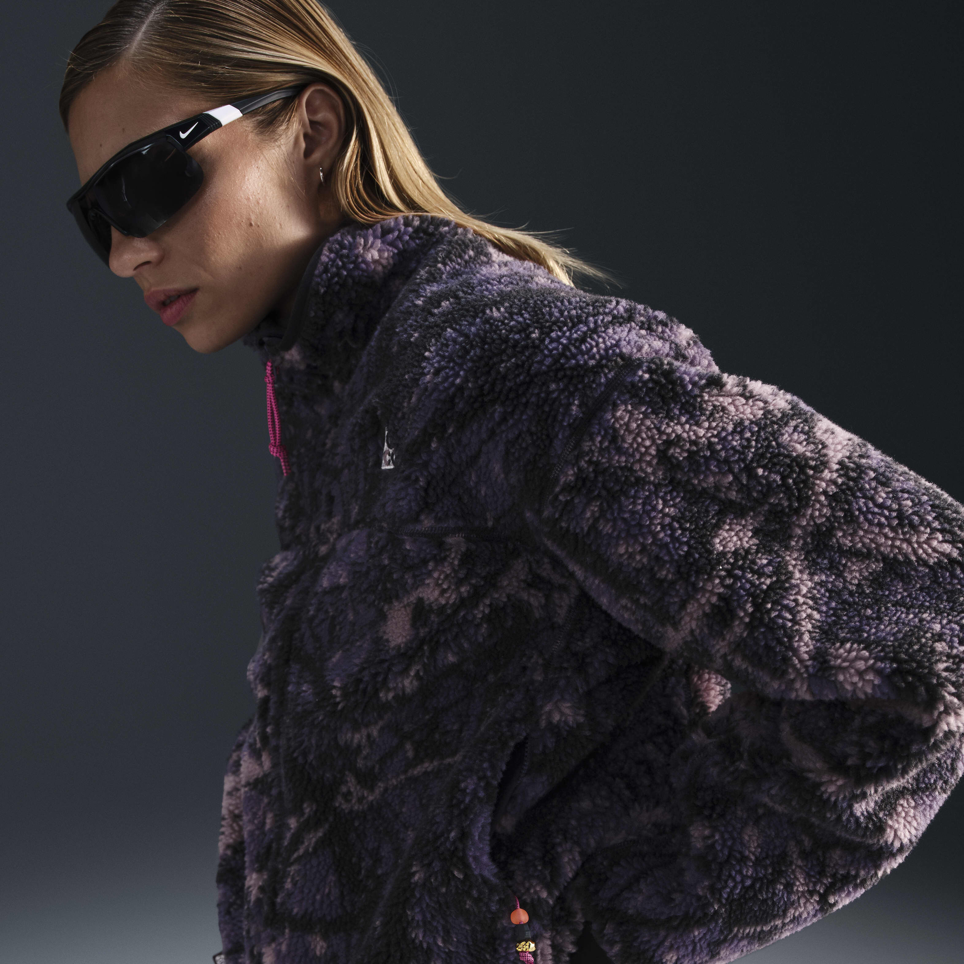 نايكي ايه سي جي 'كانويل جلايسر' image number 1