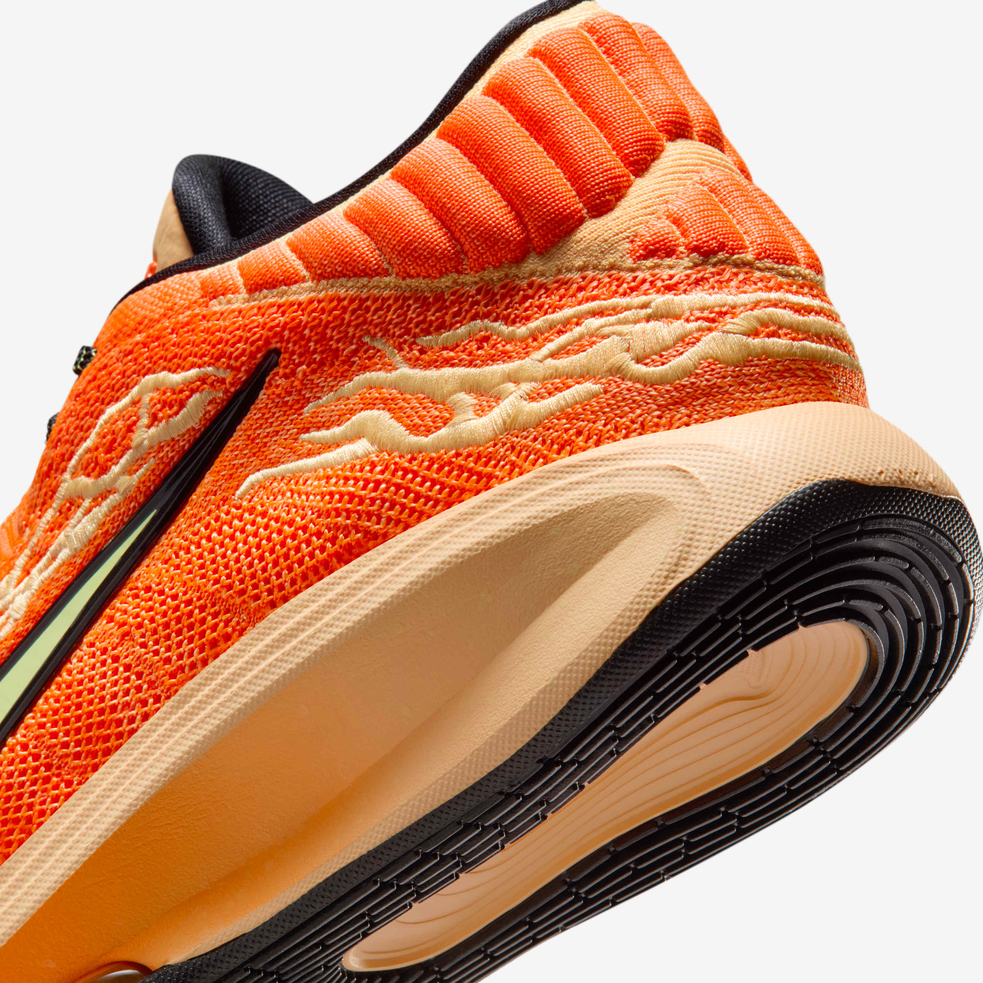 نايكي جي تي هاسل 3 image number 7