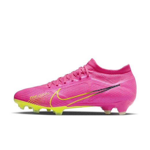 Football store shoes nike