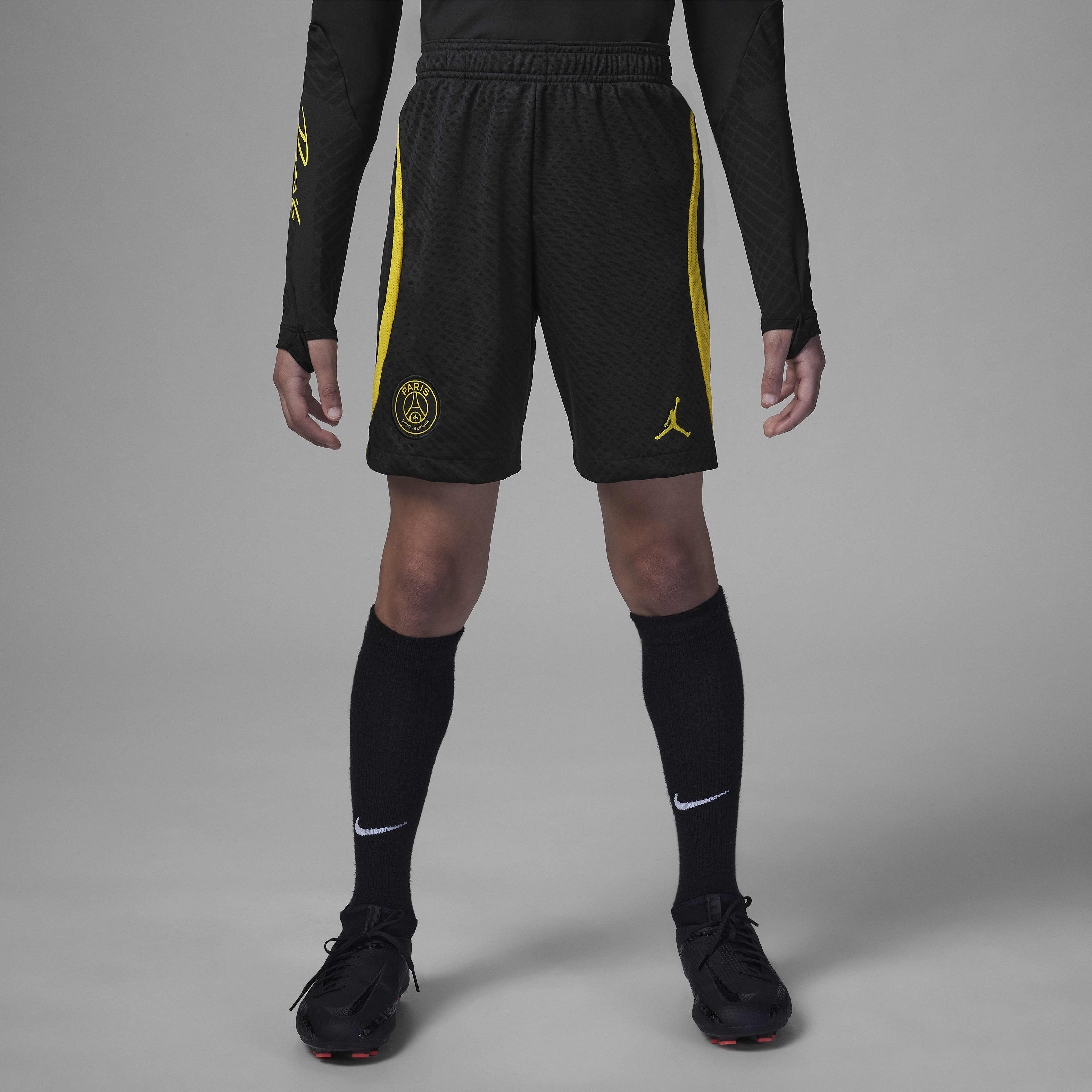 باريس سان جيرمان سترايك image number 0