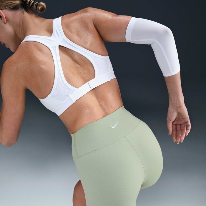 Nike One Fitted image number 2 Nike One Fitted image number 2