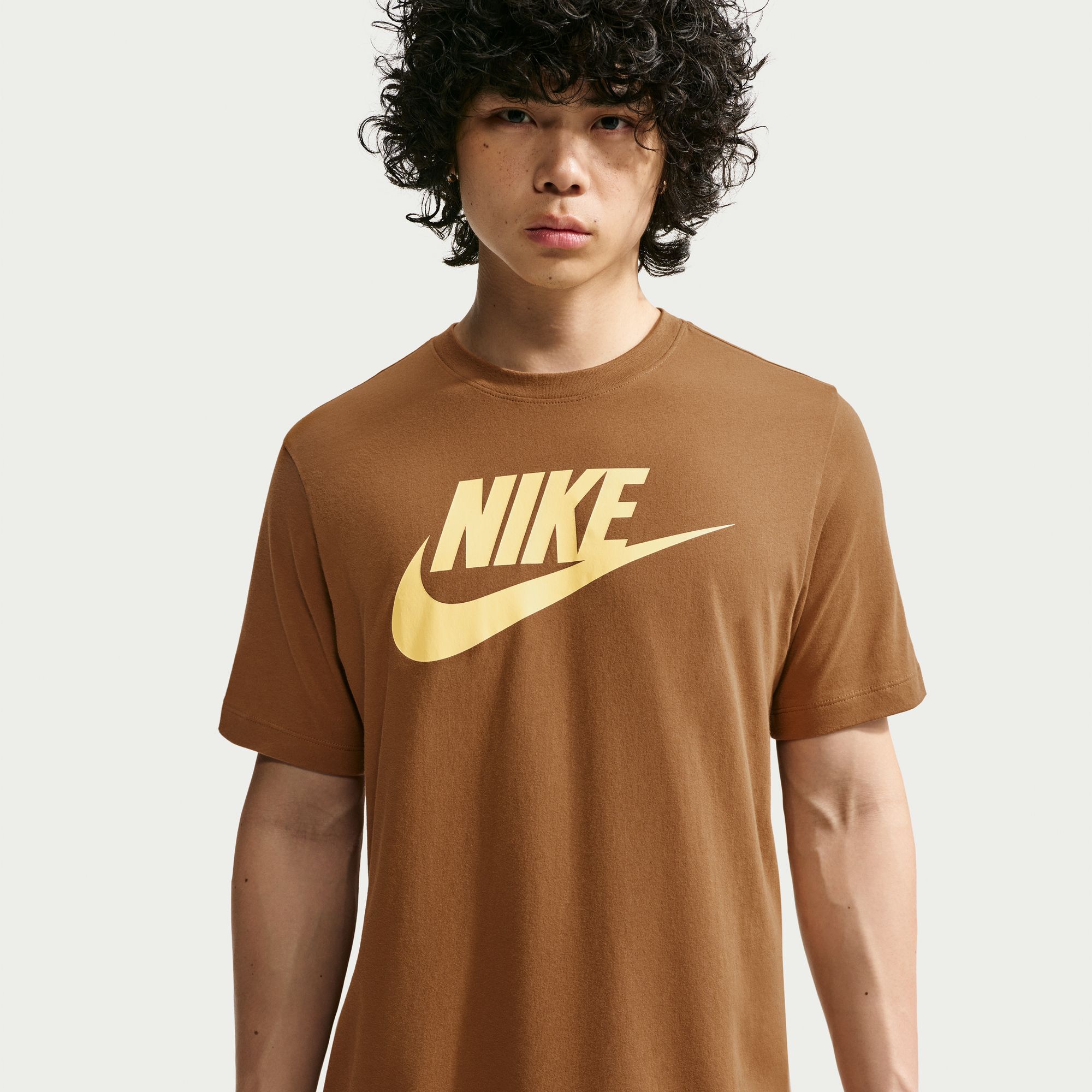 Nike Sportswear image number 2