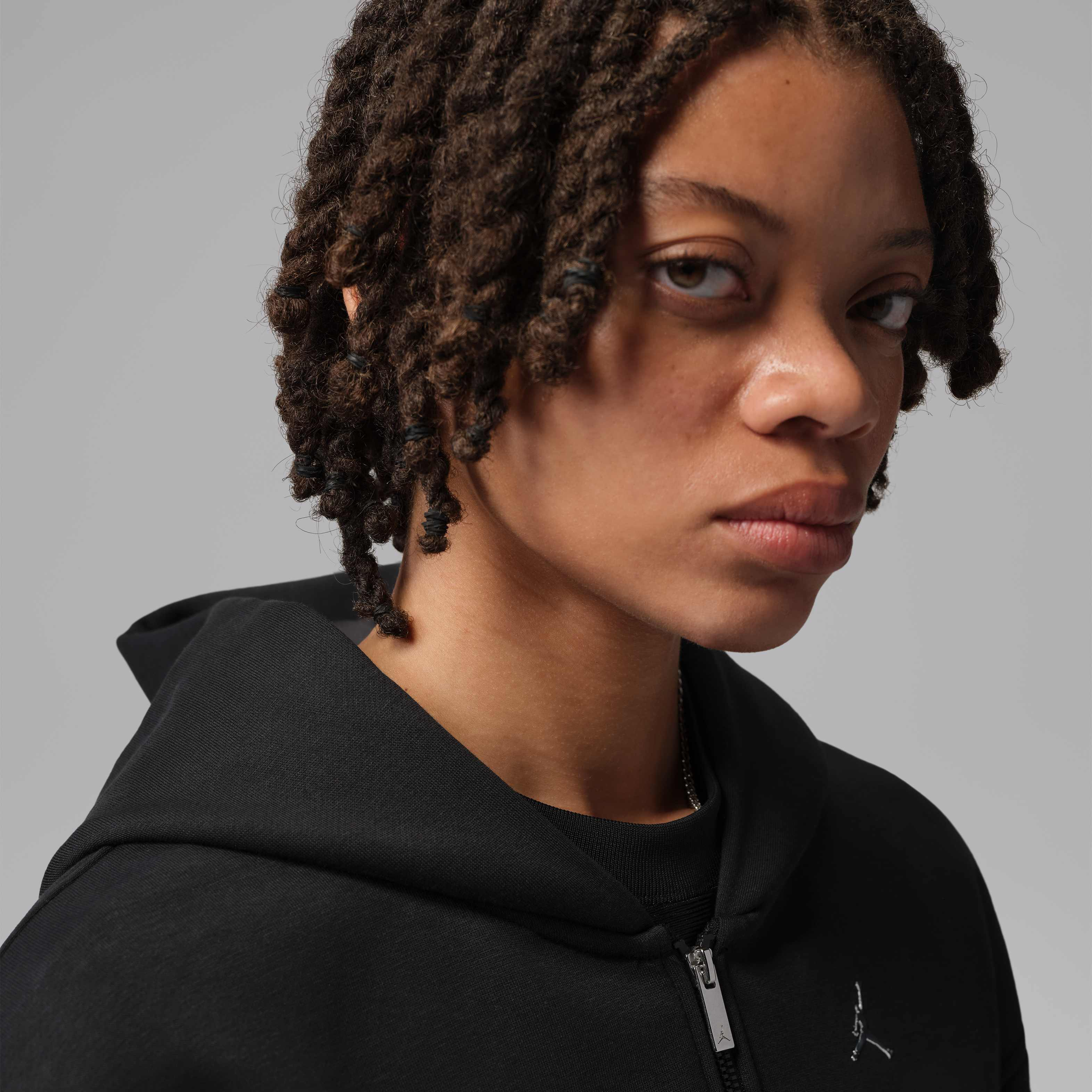 Jordan Brooklyn image number 2