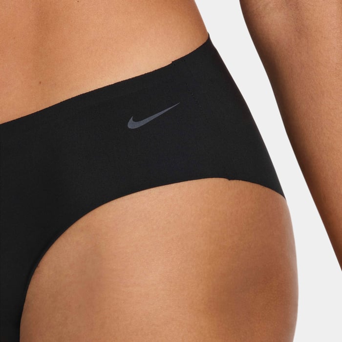 Nike Leak Protection: Period image number 4 Nike Leak Protection: Period image number 4
