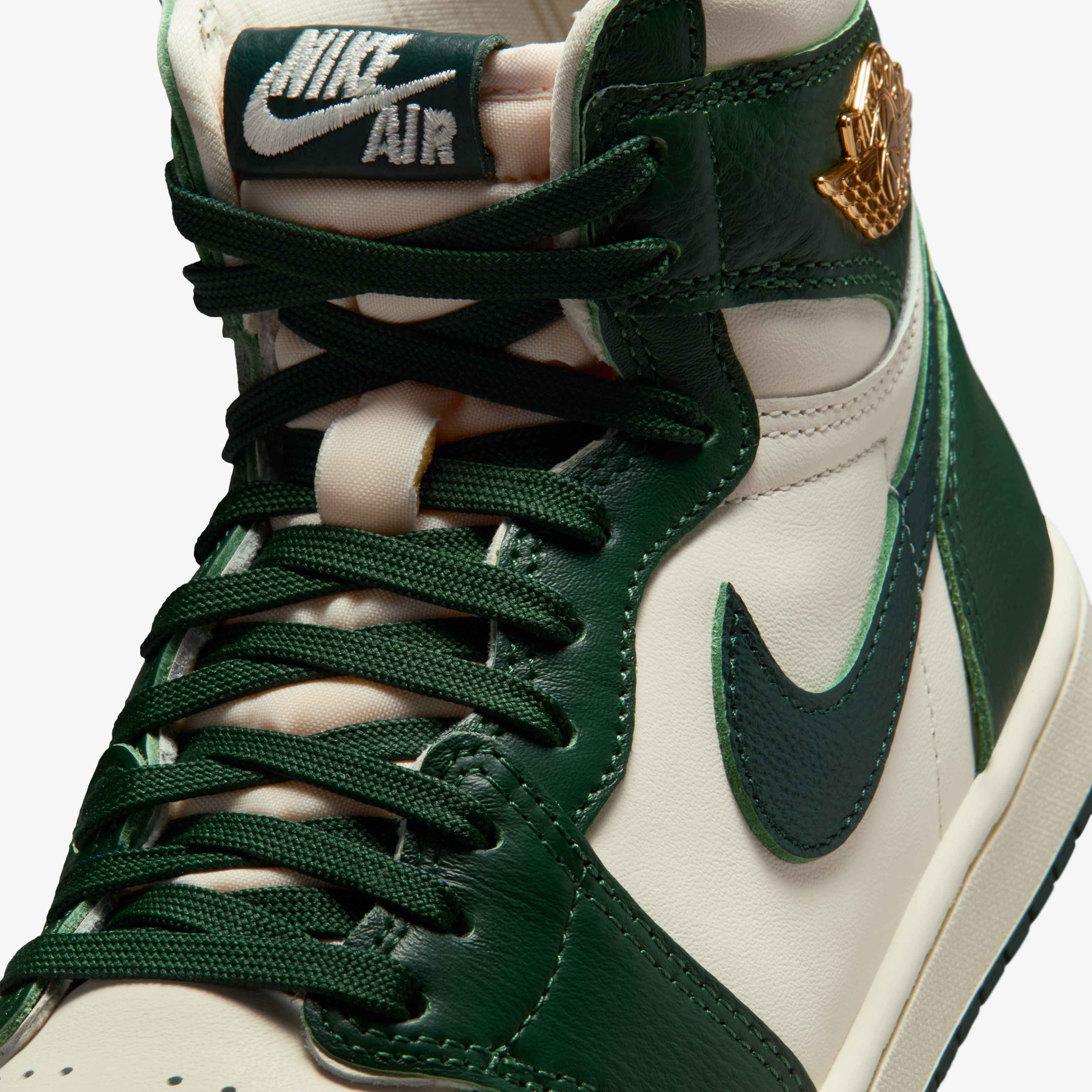 Air Jordan 1 Retro High OG 'Pro Green' image number 6