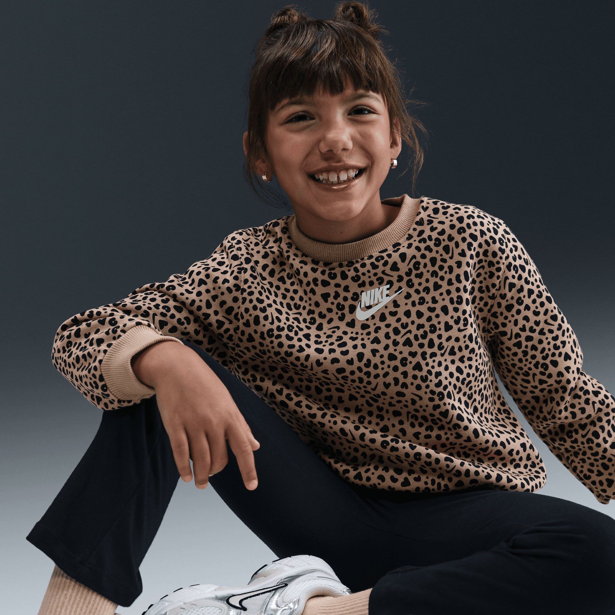 نايكي وايلد وورمث image number 6