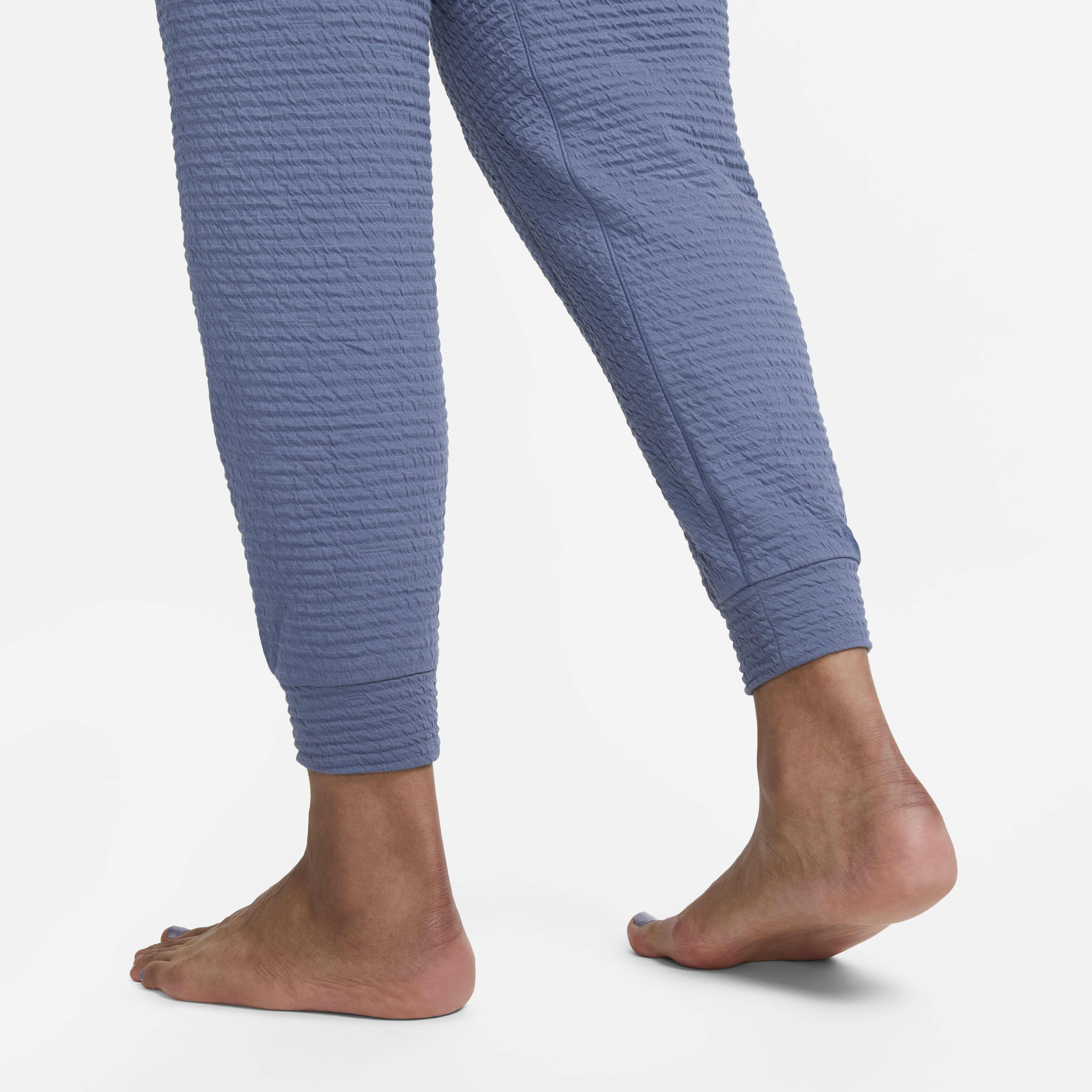 نايكي يوغا تسكشر image number 5