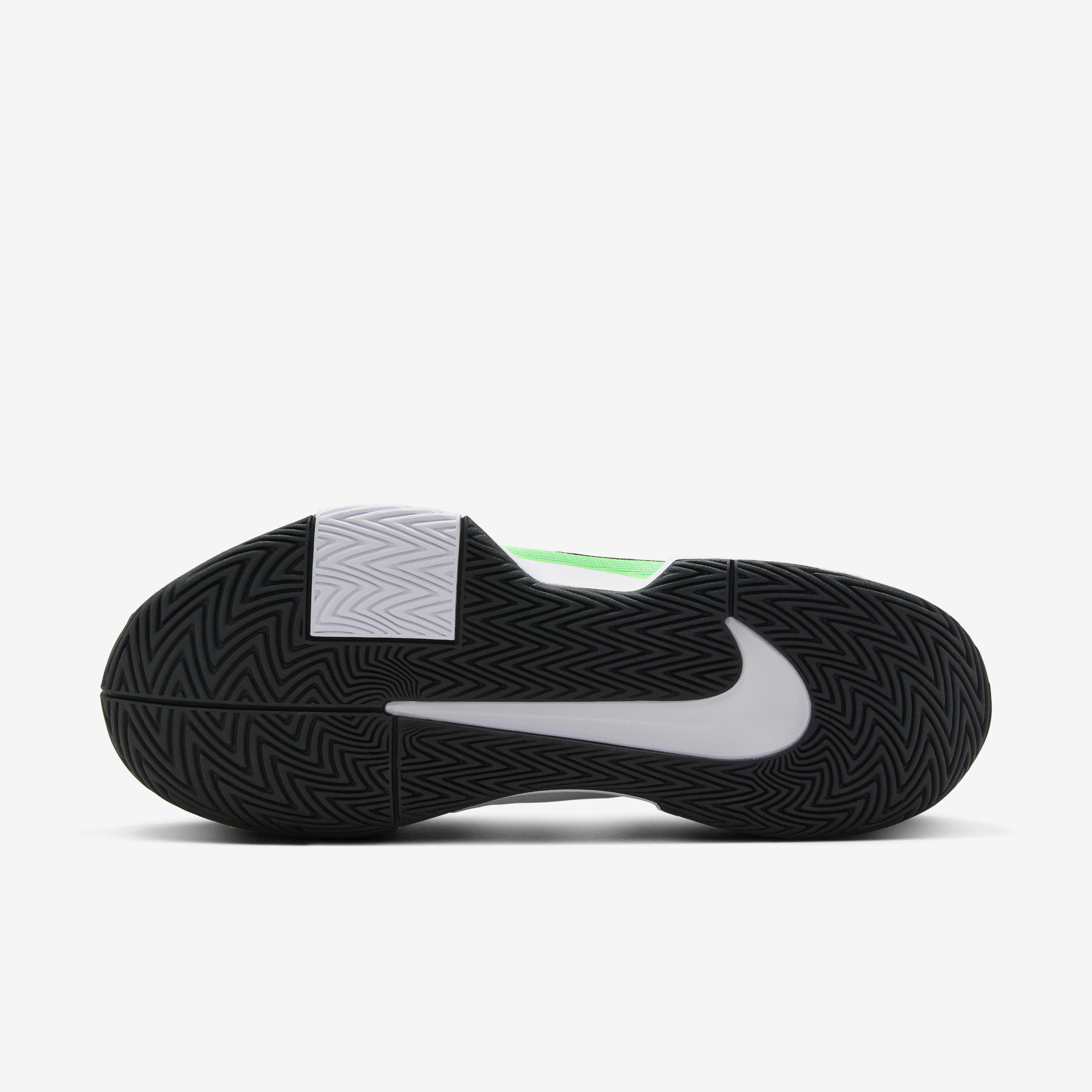 Buy Nike GP Challenge Pro Men s Hard Court Tennis Shoes Nike UAE Official