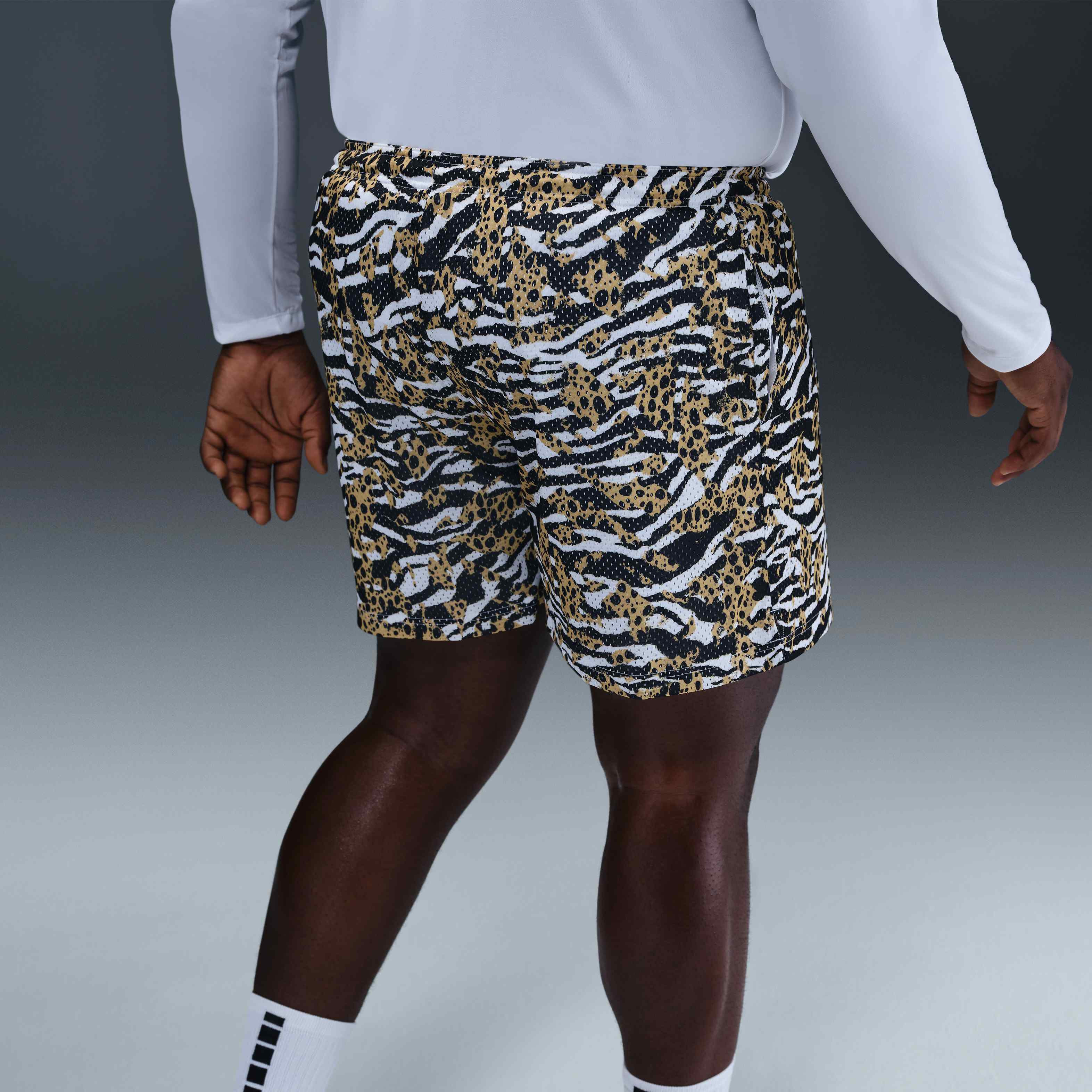 Buy Nike Practice Mesh Men's Dri-FIT 12.5cm (approx.) Basketball Shorts ...