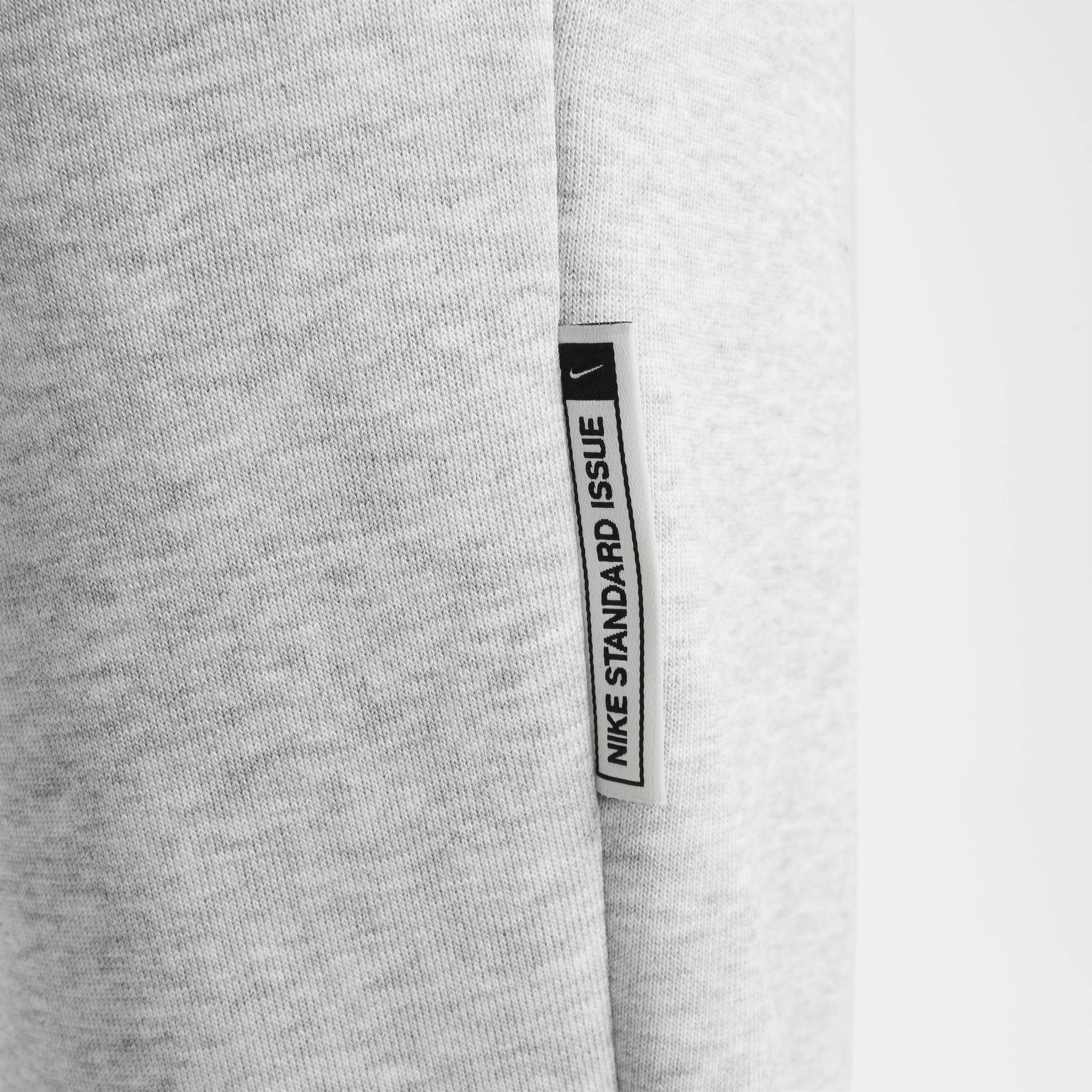 Nike Standard Issue image number 7