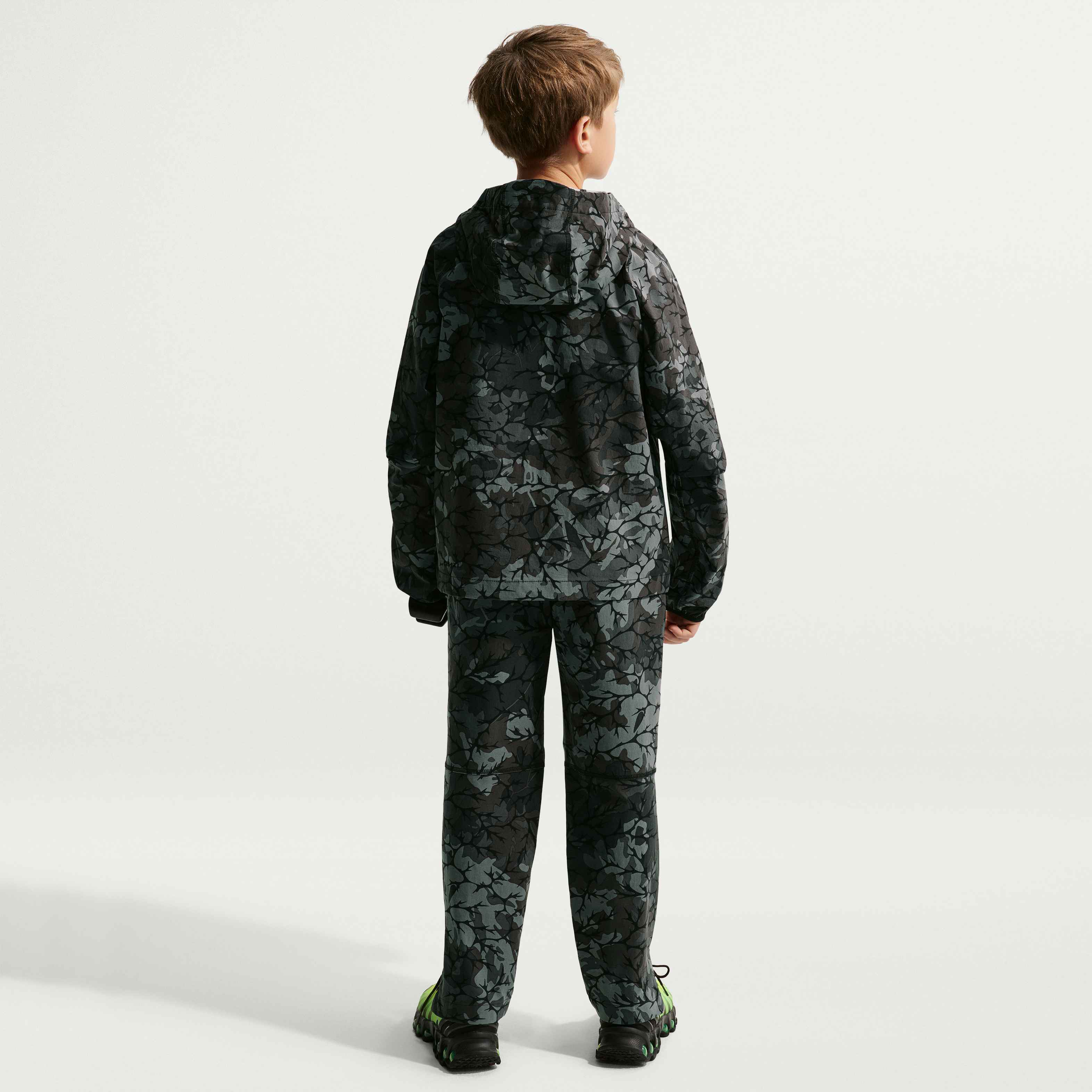 Nike Sportswear Tech Woven image number 4