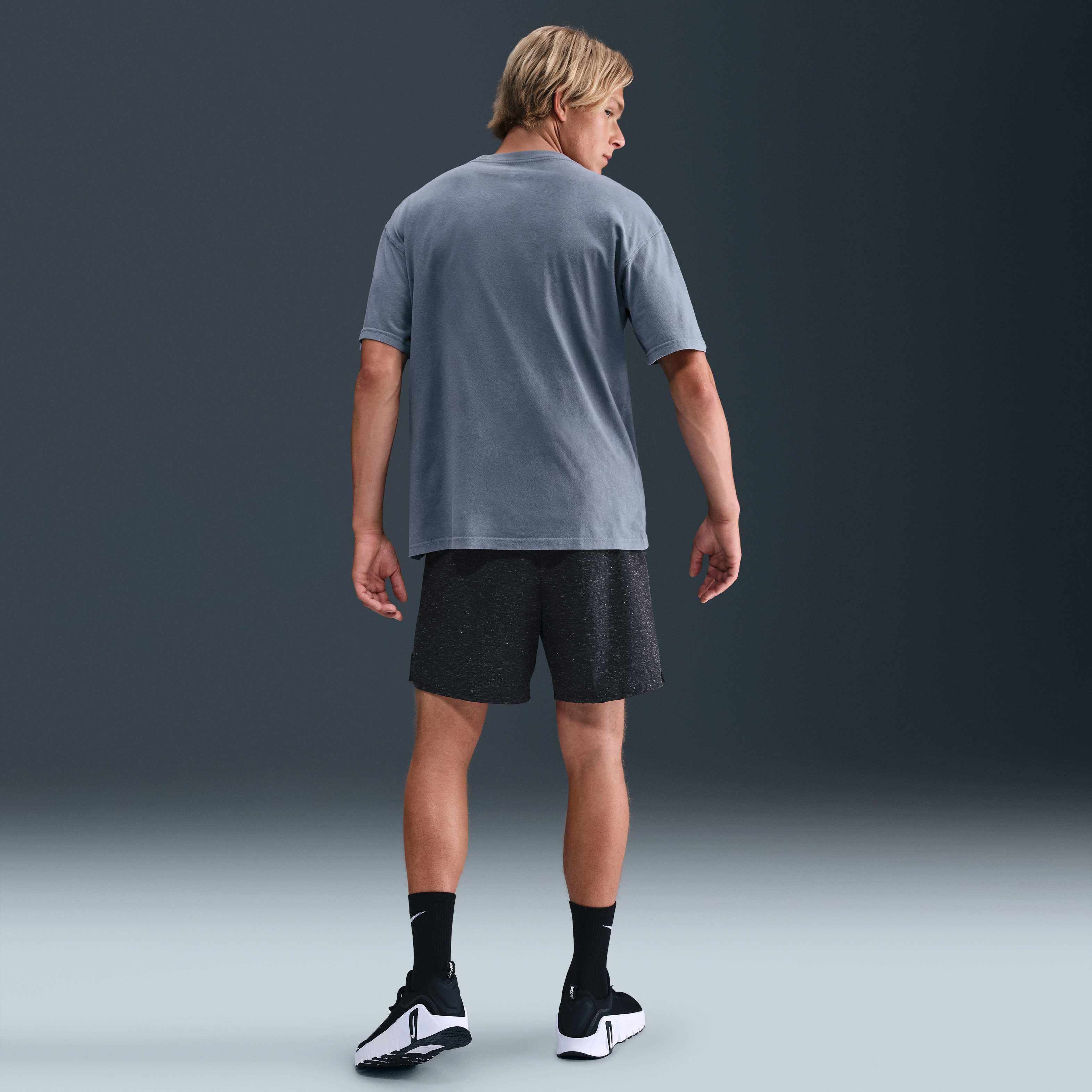 نايكي انليميتد image number 3