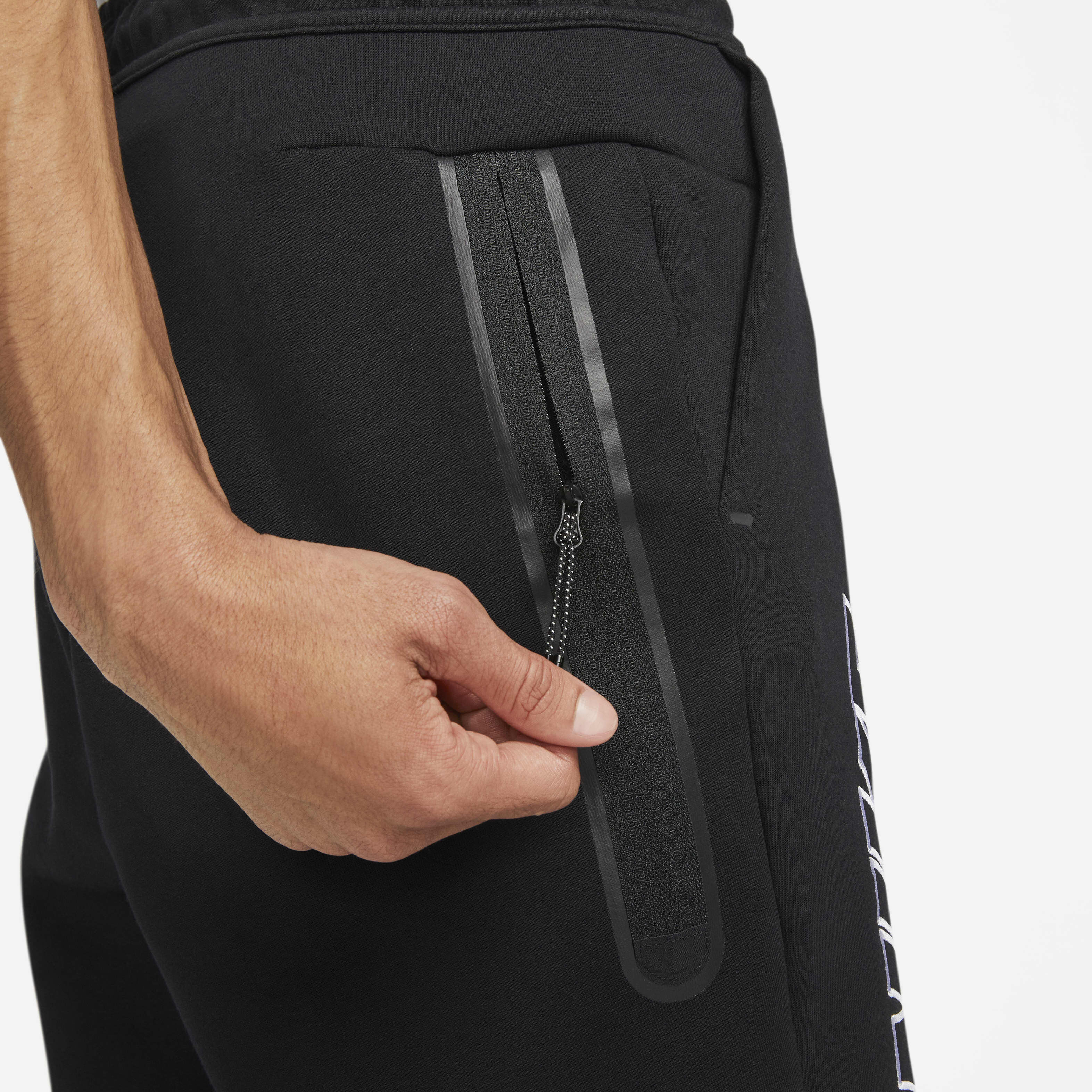 نايكي تَك فليس image number 4