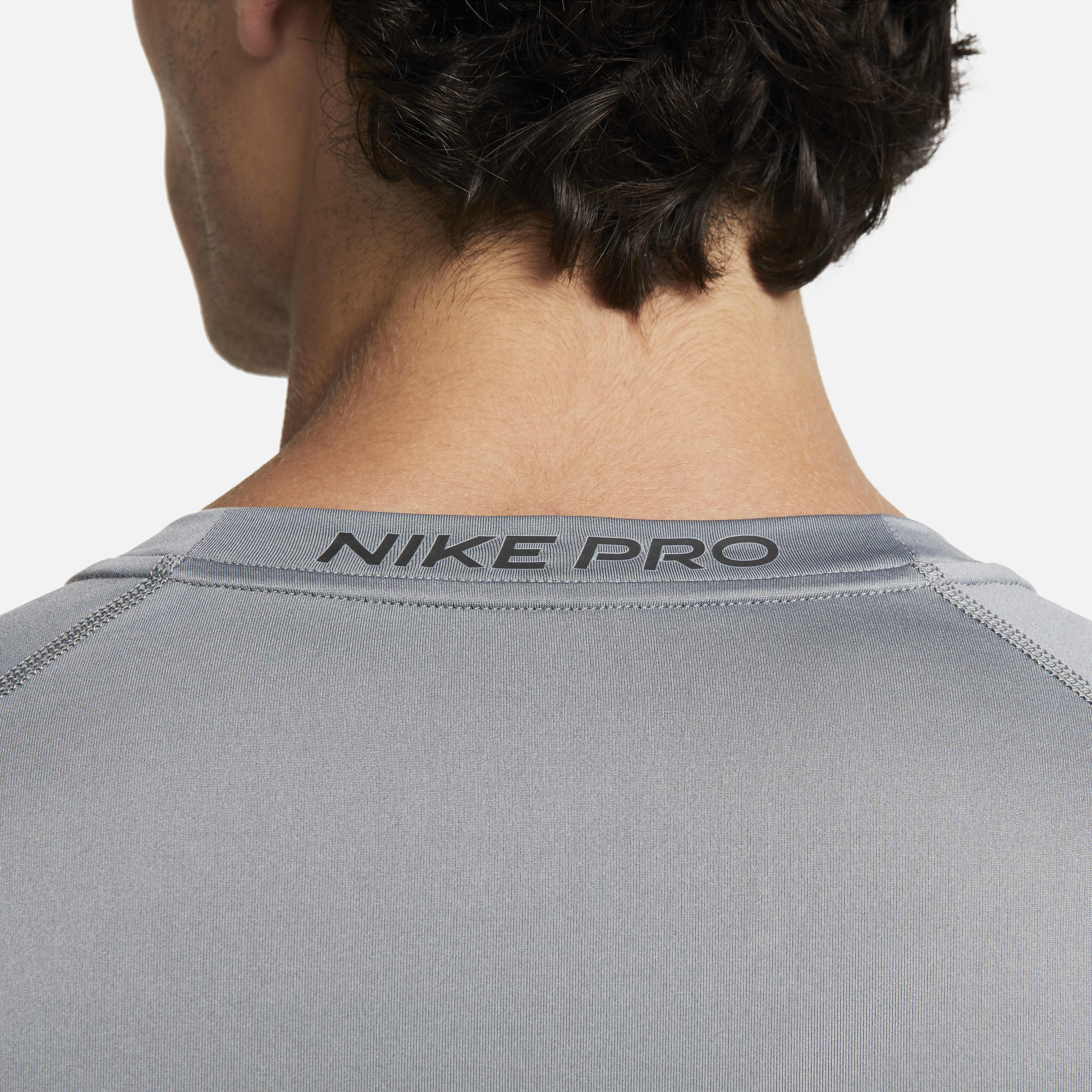 Nike Pro image number 3