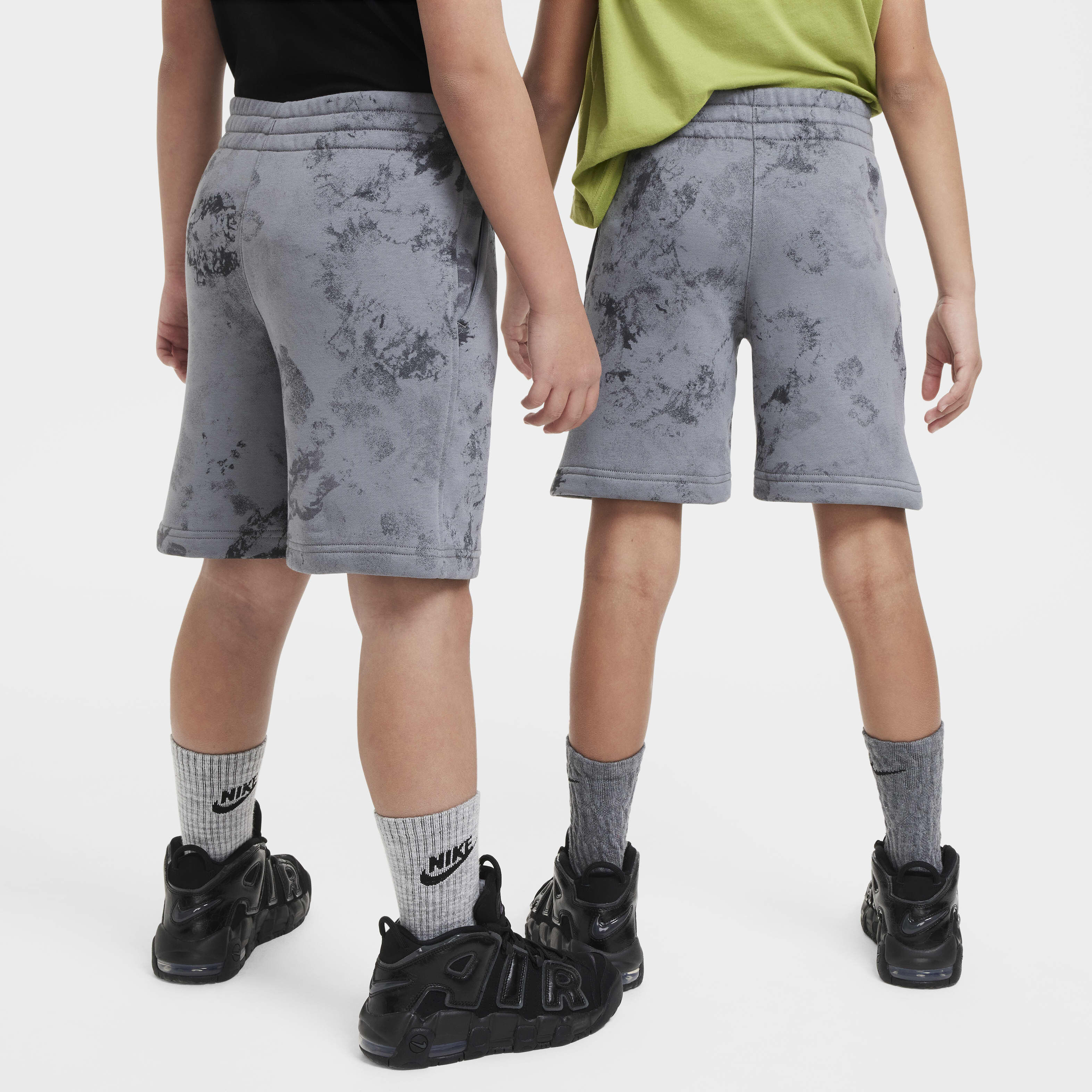 نايكي سبورتسوير كلوب فليس image number 1