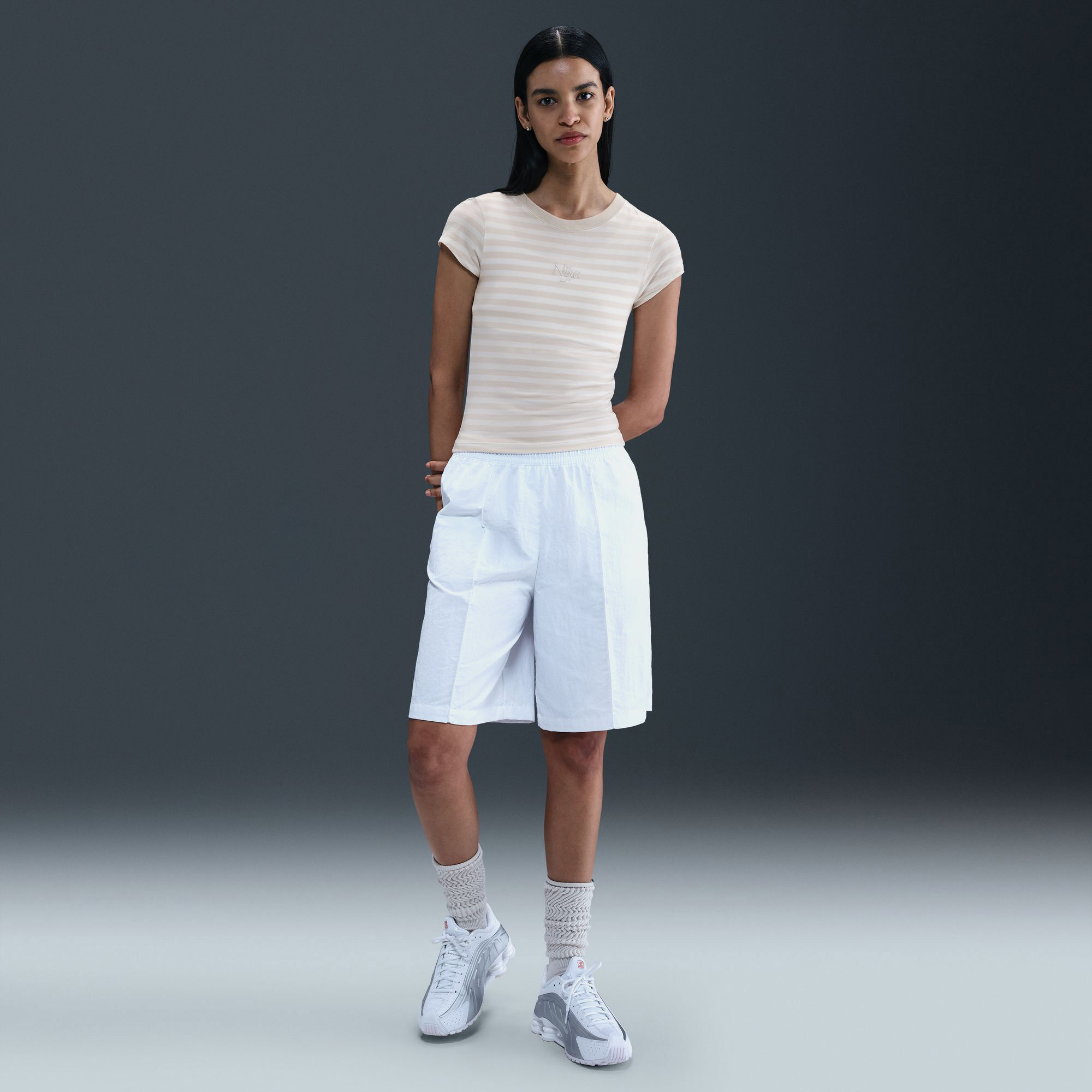 نايكي سبورتسوير image number 0