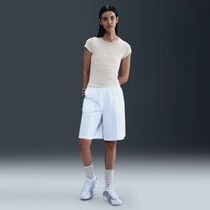 نايكي سبورتسوير