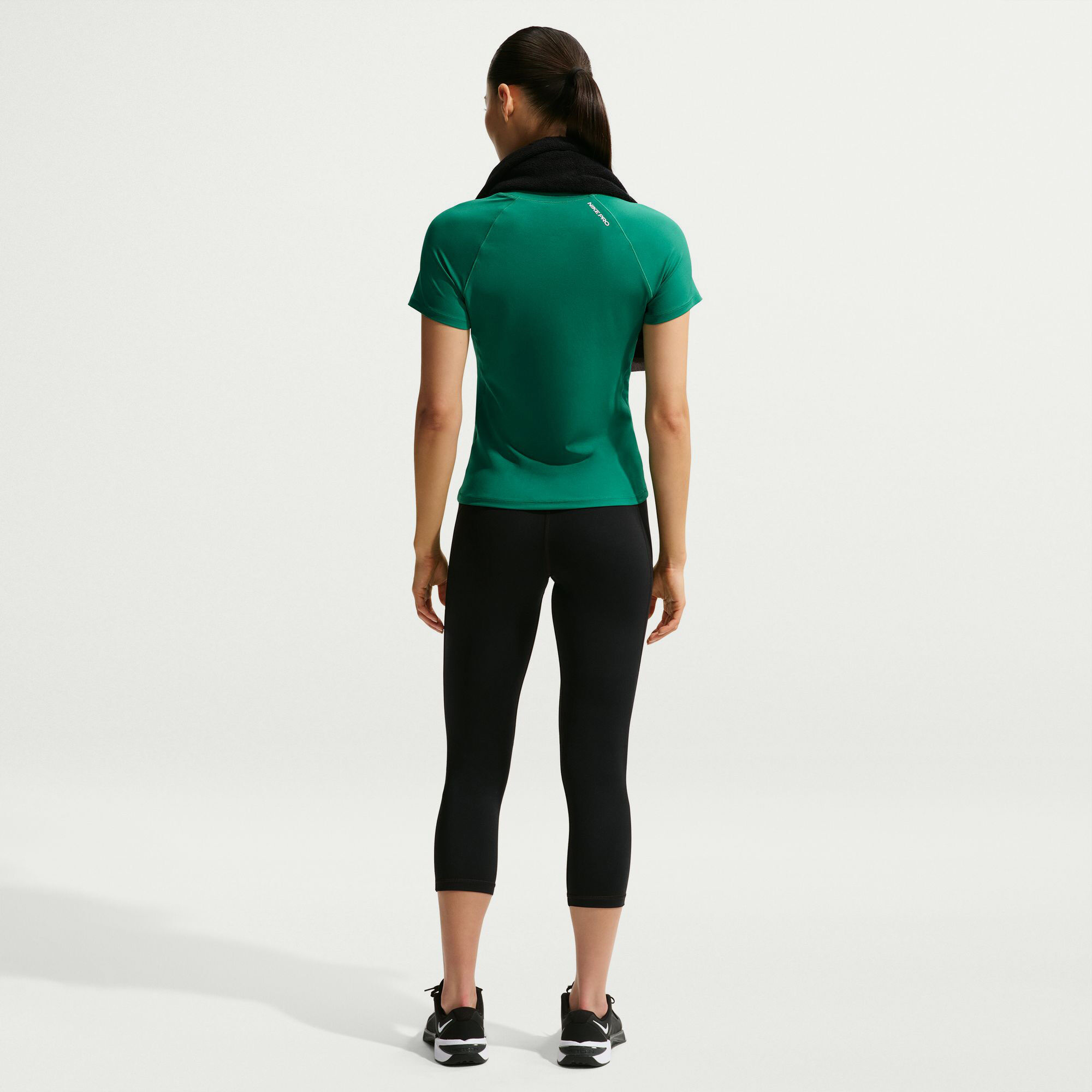 نايكي برو image number 1