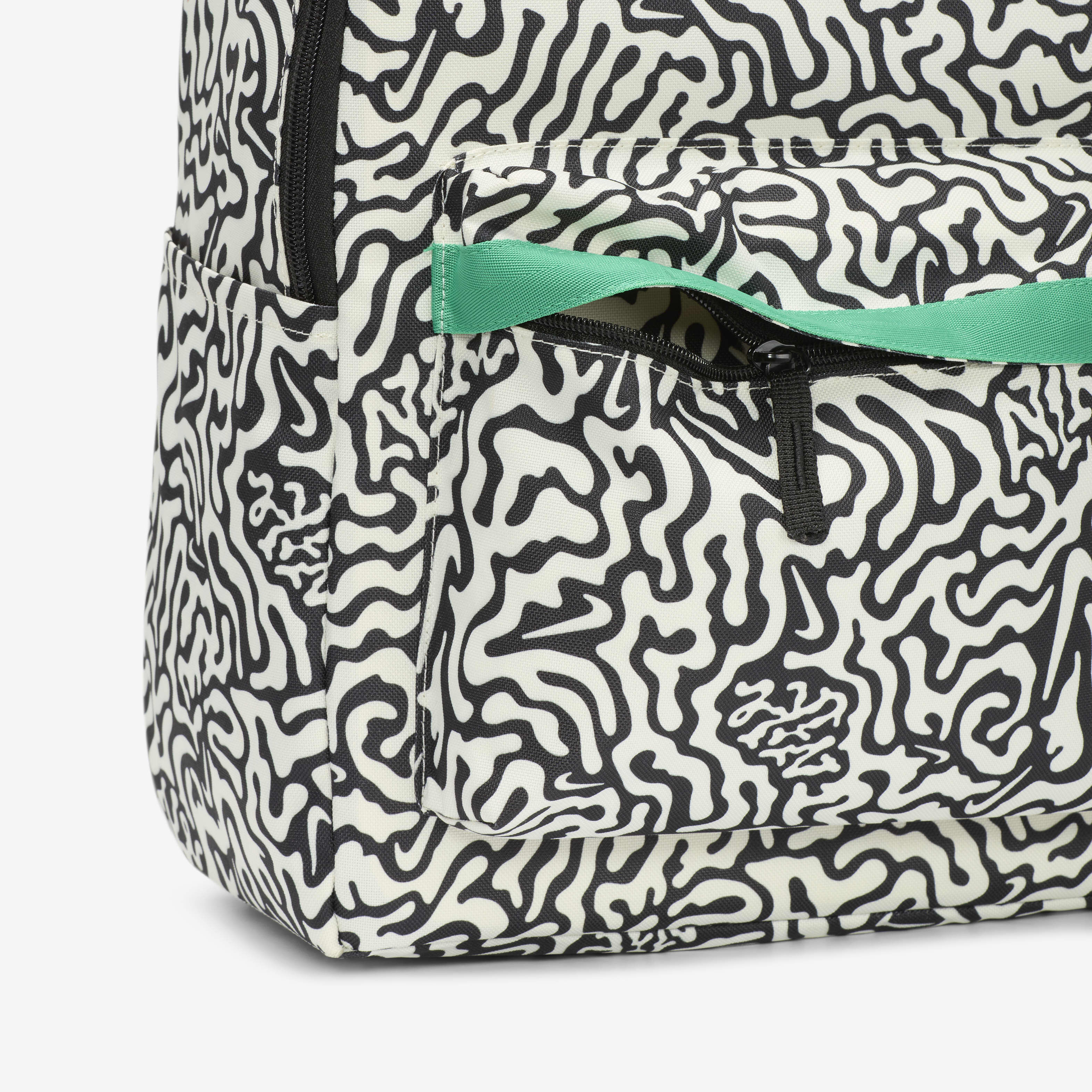 Nike Heritage image number 5