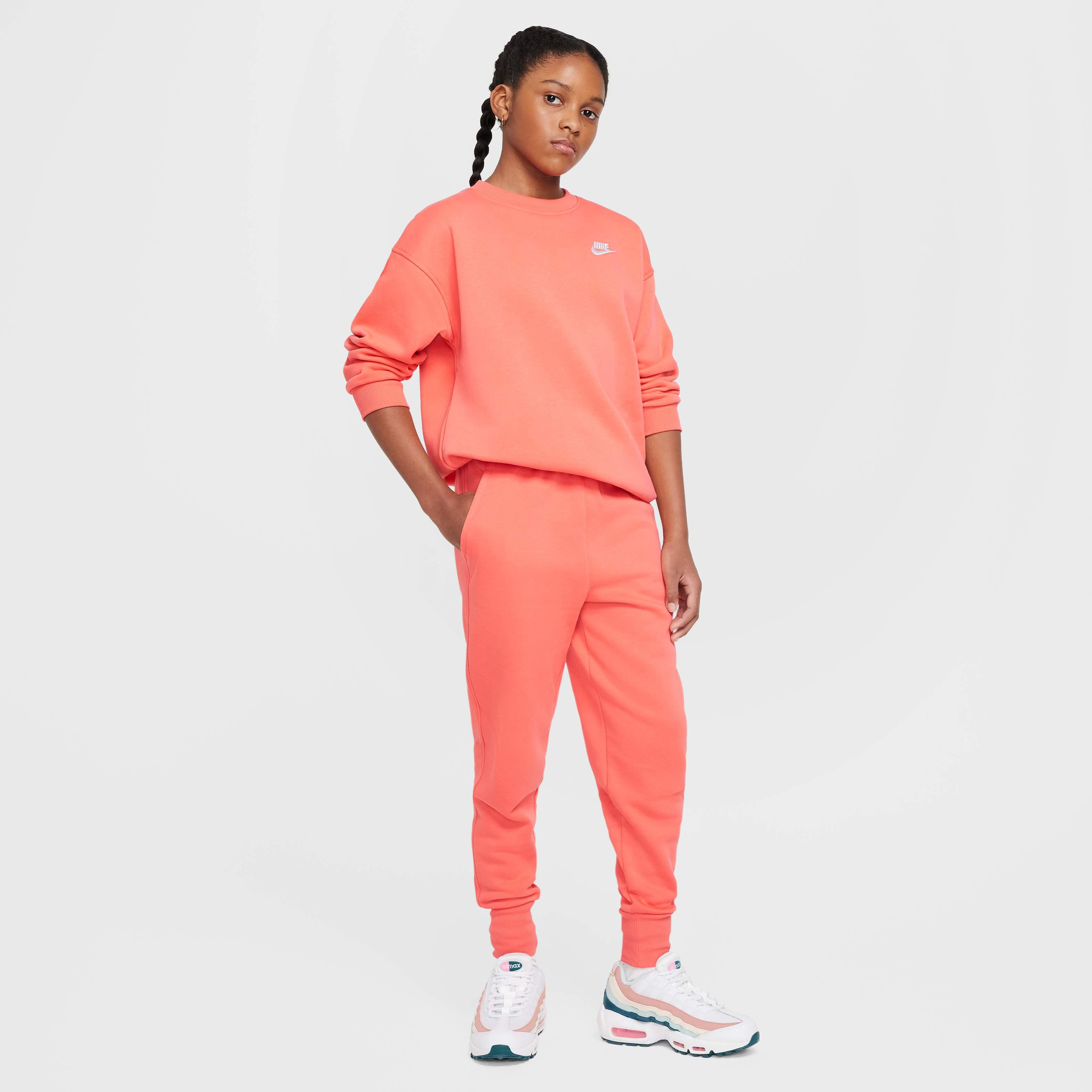 نايكي سبورتسوير كلوب فليس image number 4