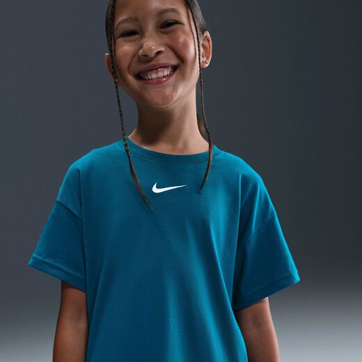 Nike Sportswear Essential