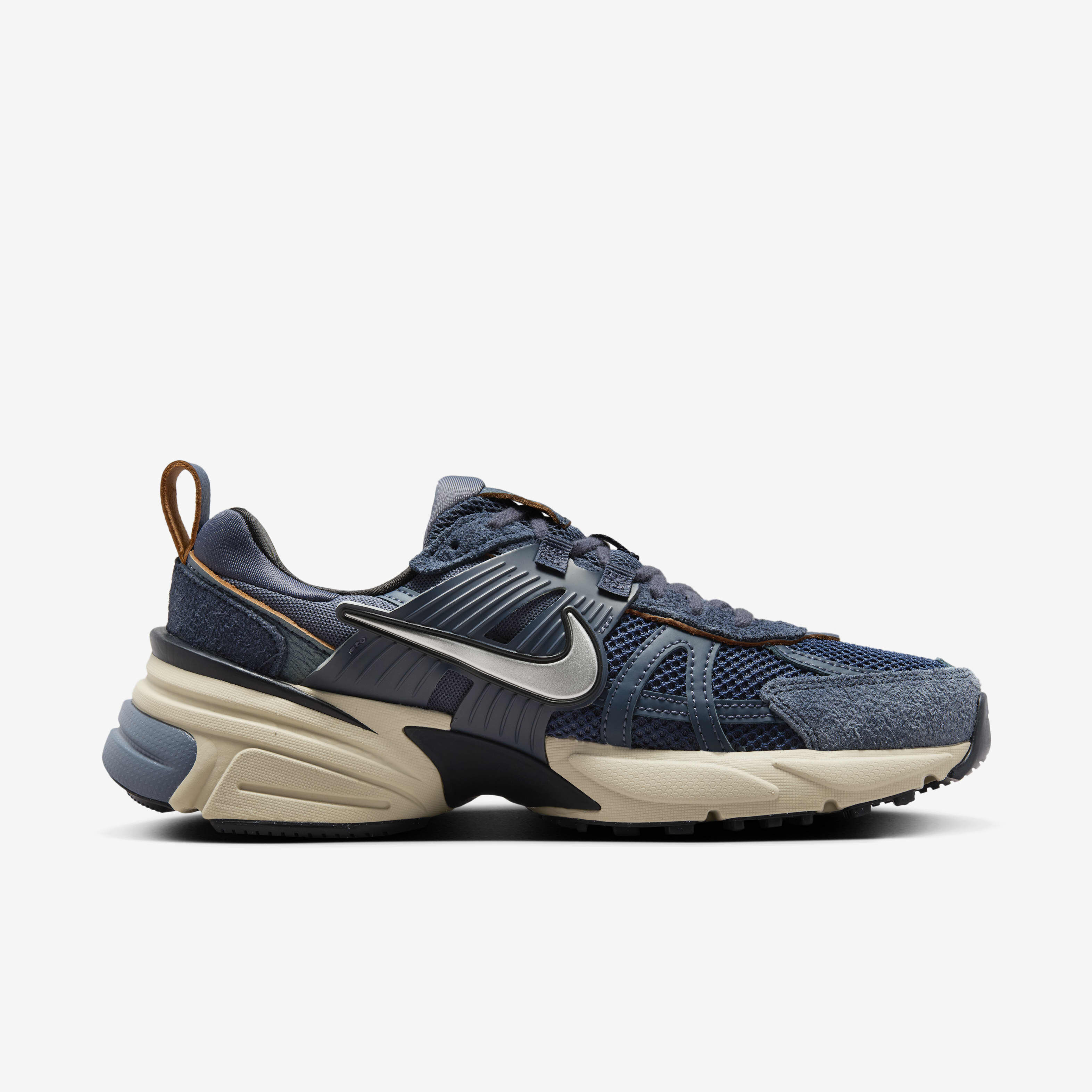 Nike V2K Run image number 2