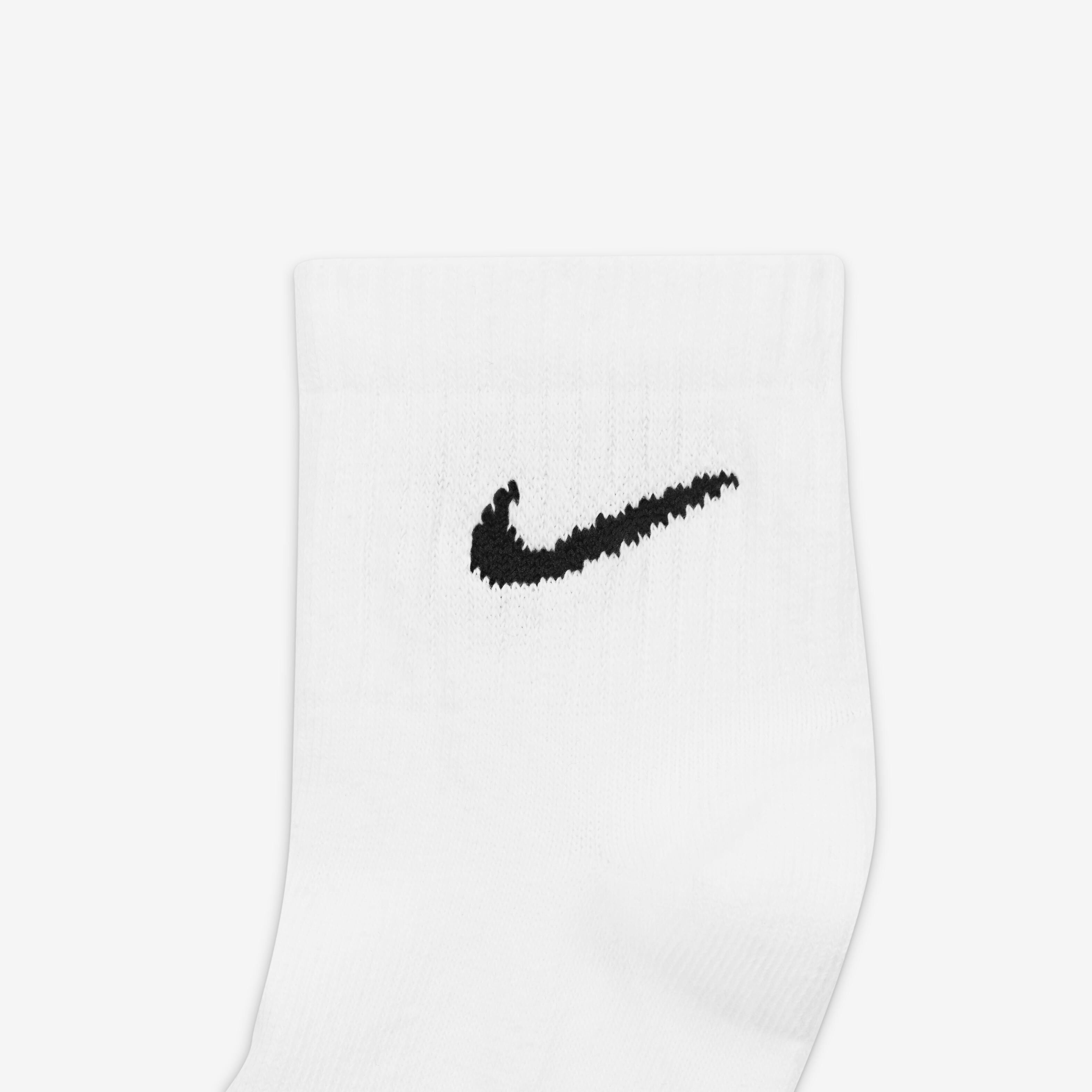 Nike Everyday Lightweight image number 5