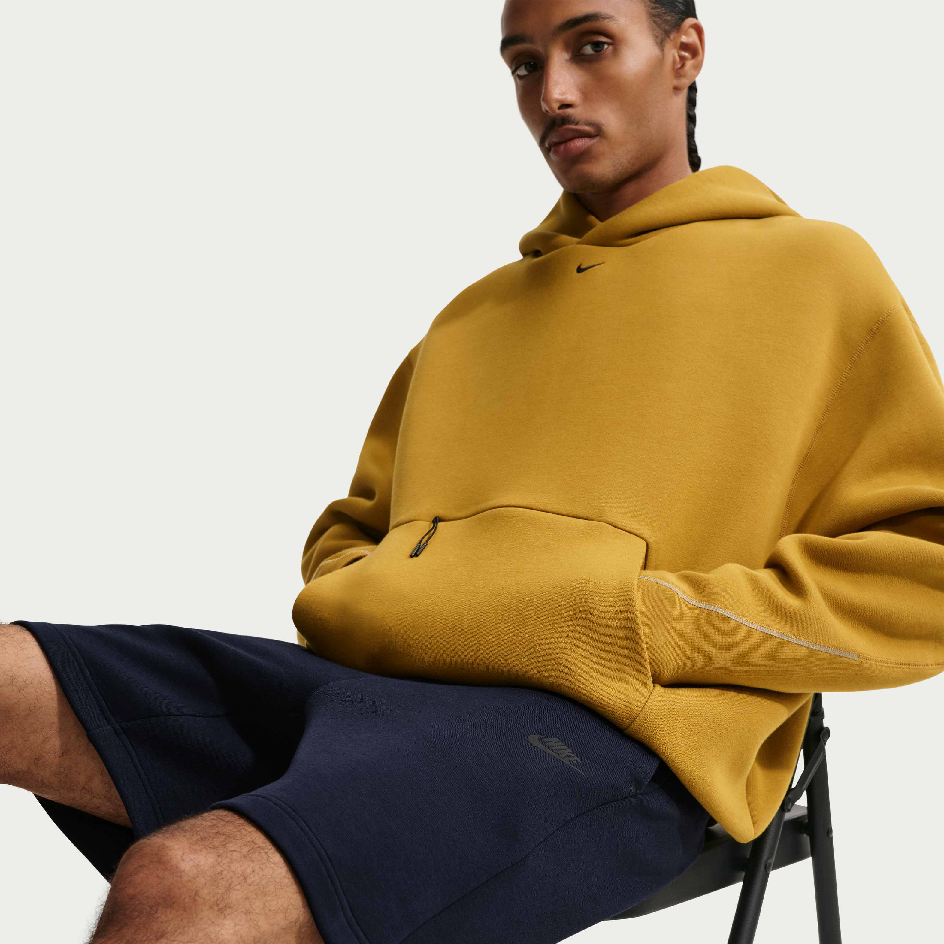 نايكي تك image number 3