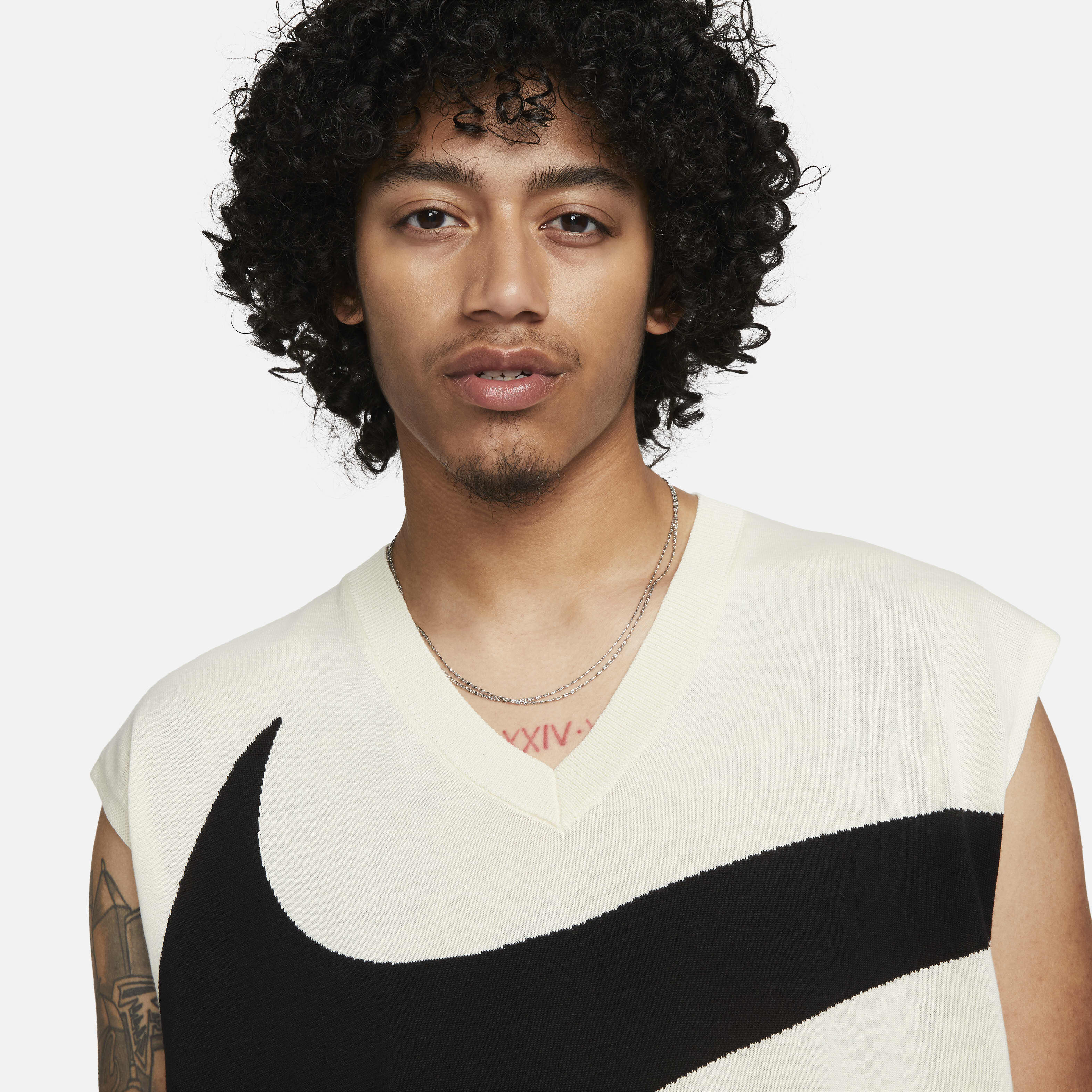 Nike sleeveless jumper clearance