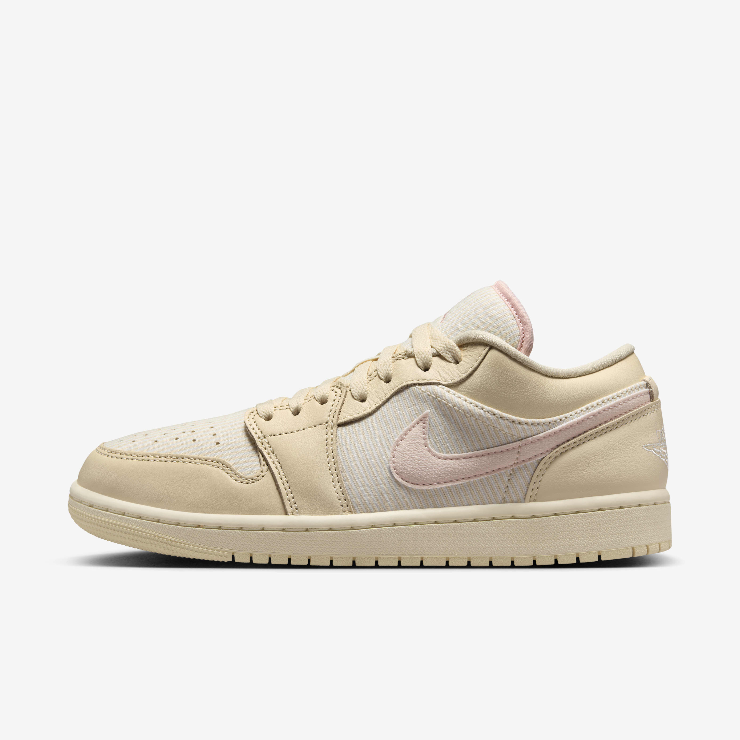 Buy Air Jordan 1 Low SE Women s Shoes Nike UAE Official