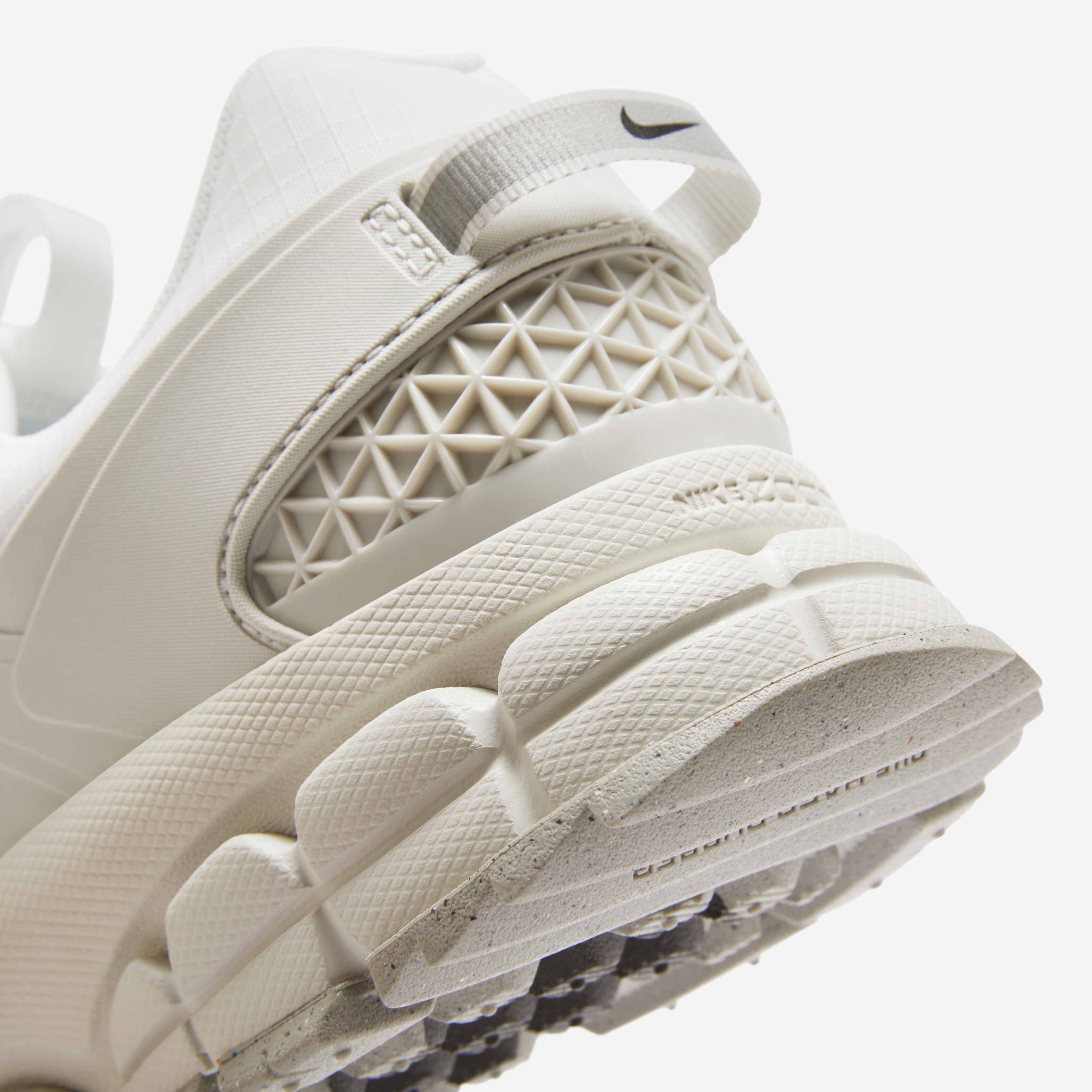 Nike Zoom Vomero Roam image number 7