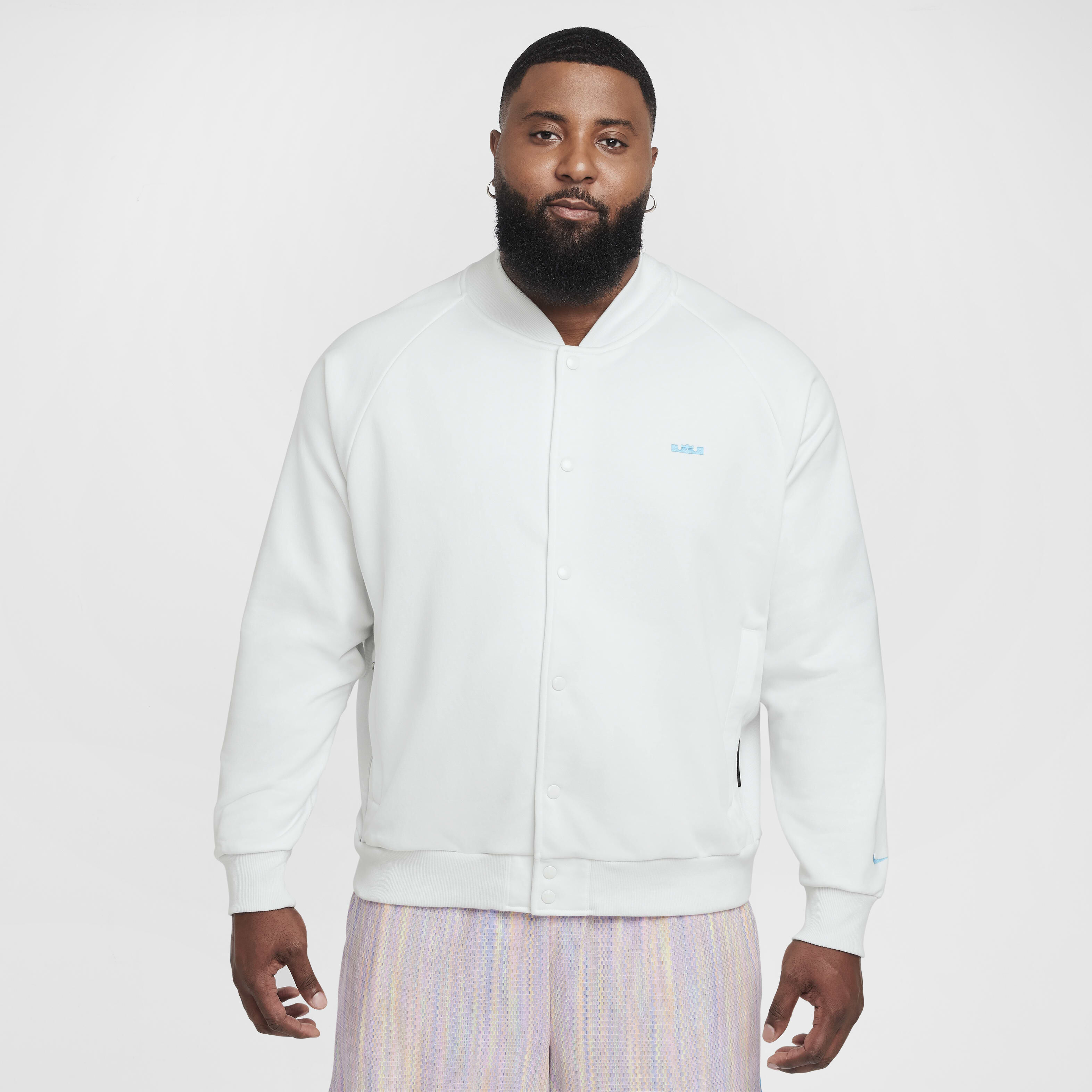 LeBron Standard Issue image number 11