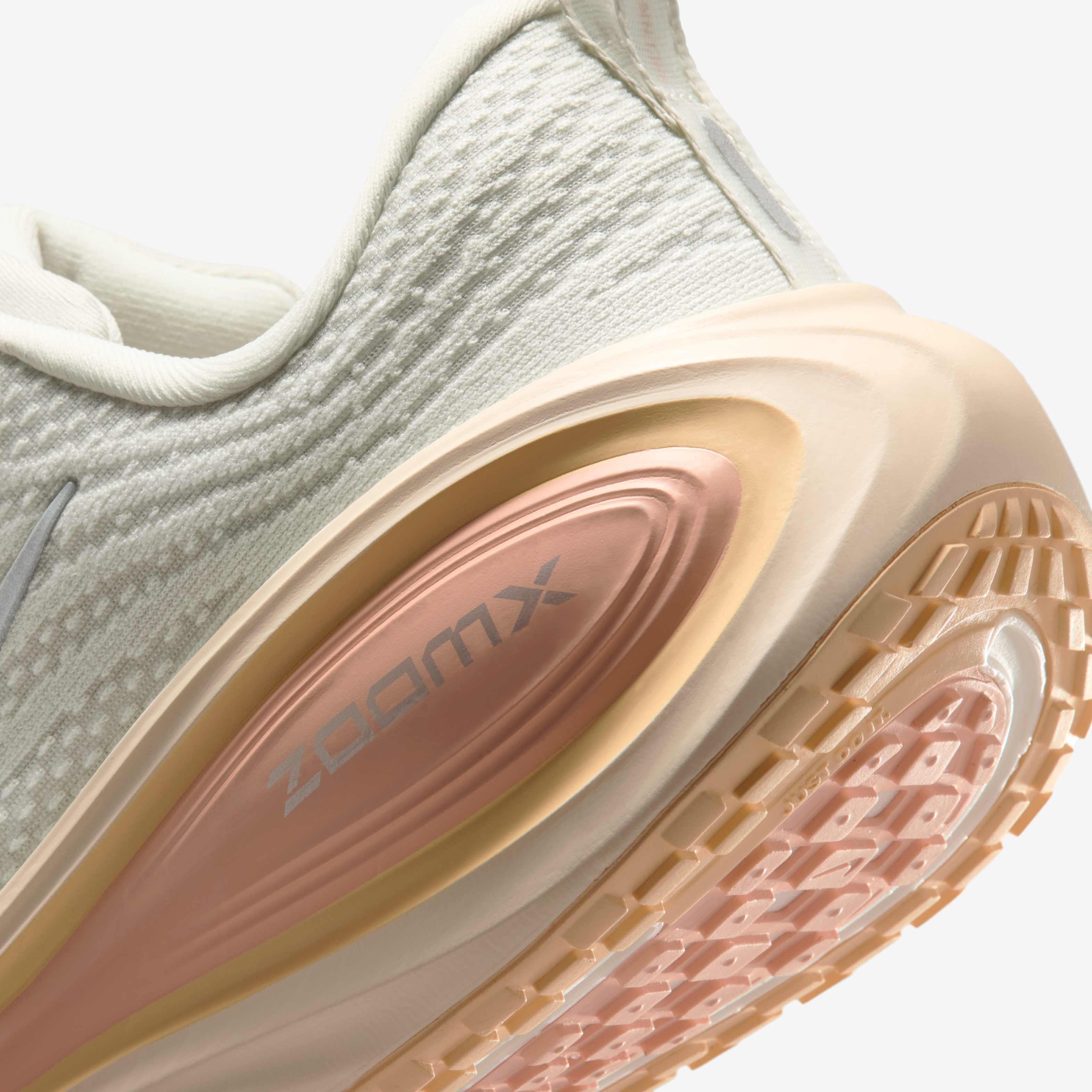Nike Vomero Plus image number 7