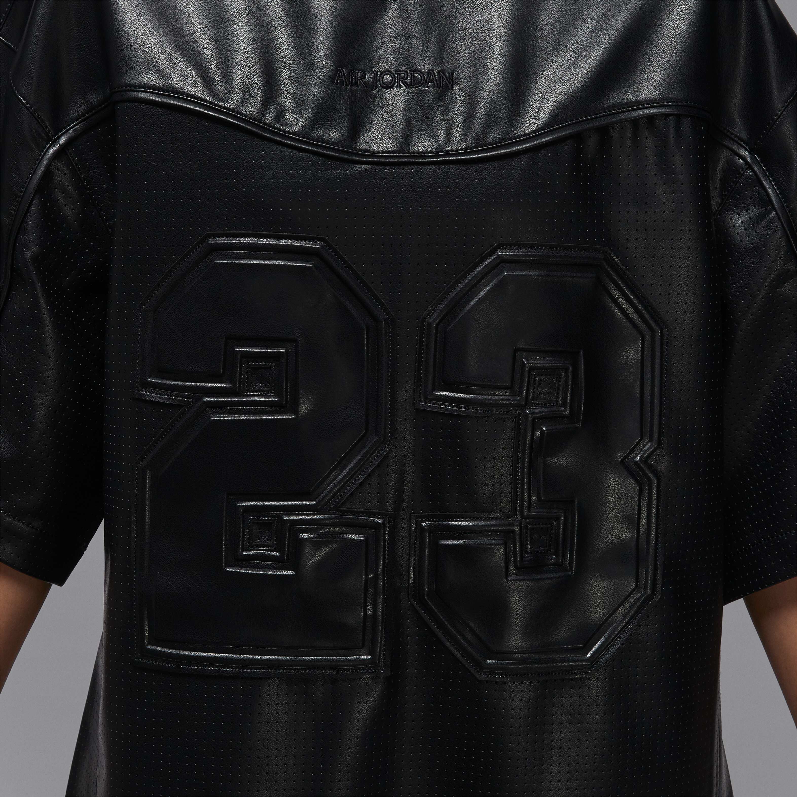 Air Jordan image number 3