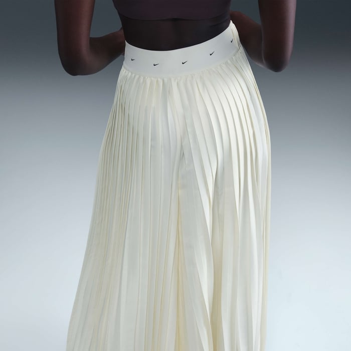 نايكي سبورتسوير كوليكشن image number 2 نايكي سبورتسوير كوليكشن image number 2