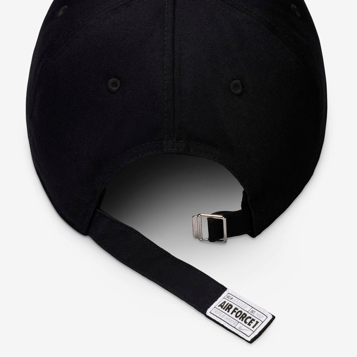 Nike Club image number 2 Nike Club image number 2