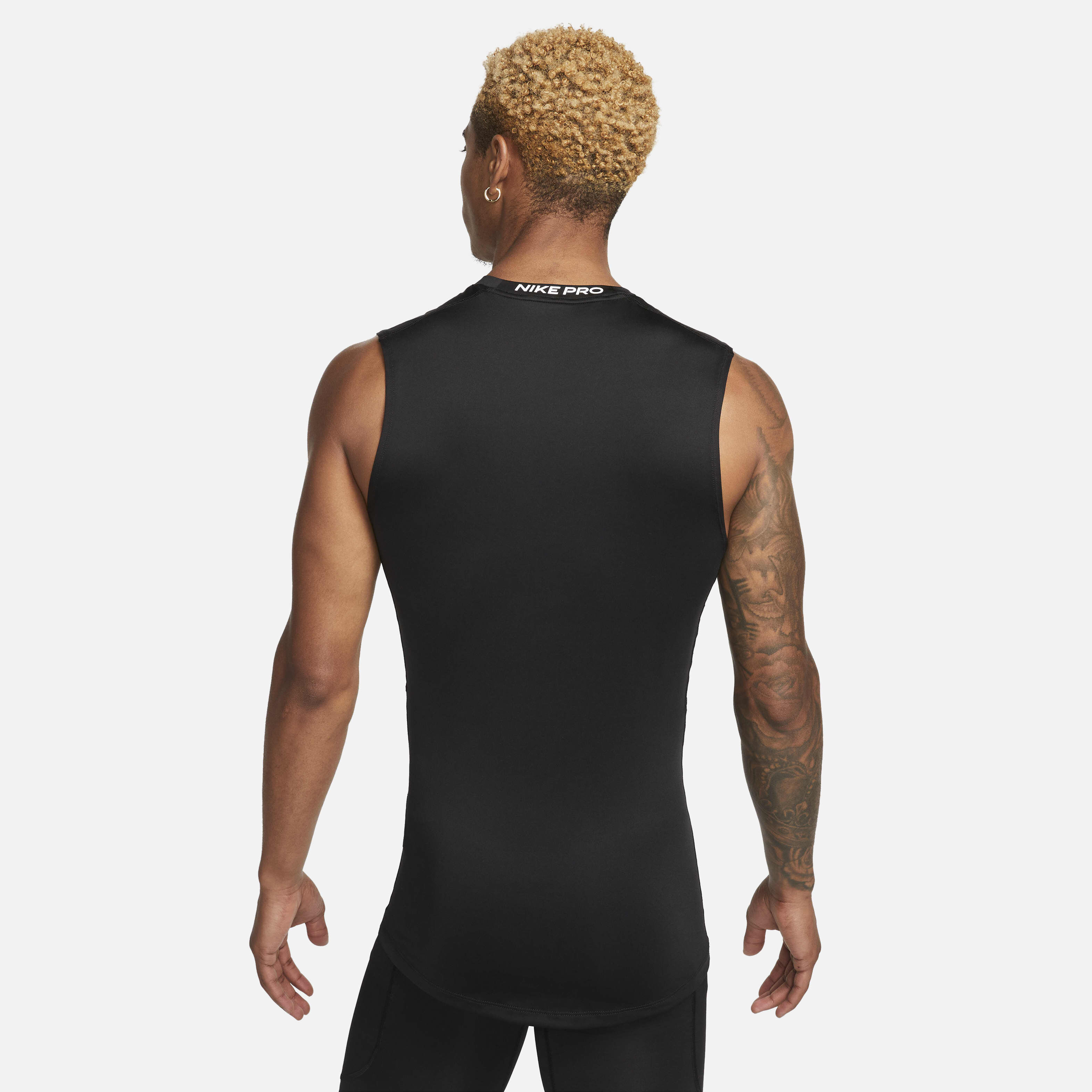 Tight fit nike shop